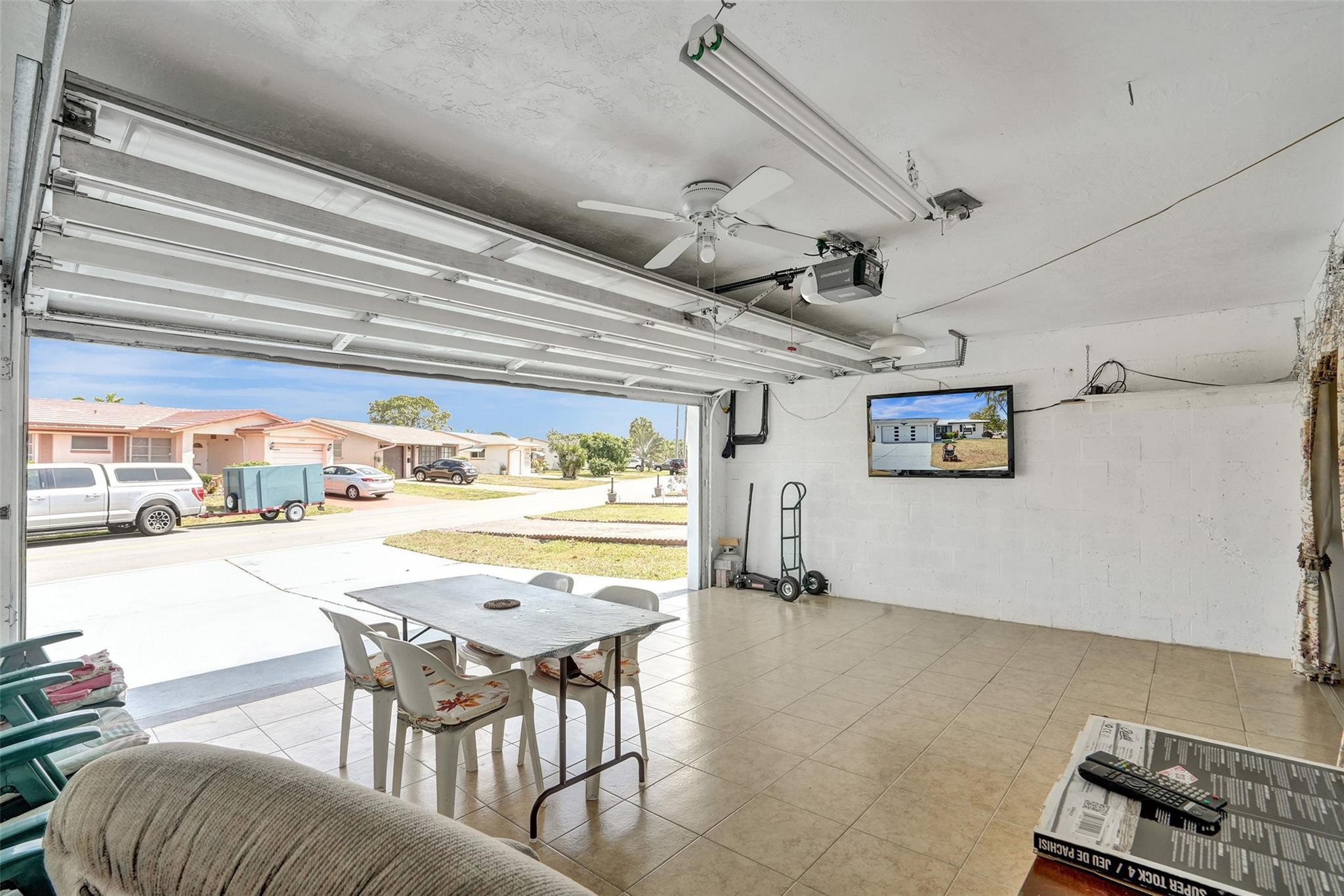 4610 Highland Dr