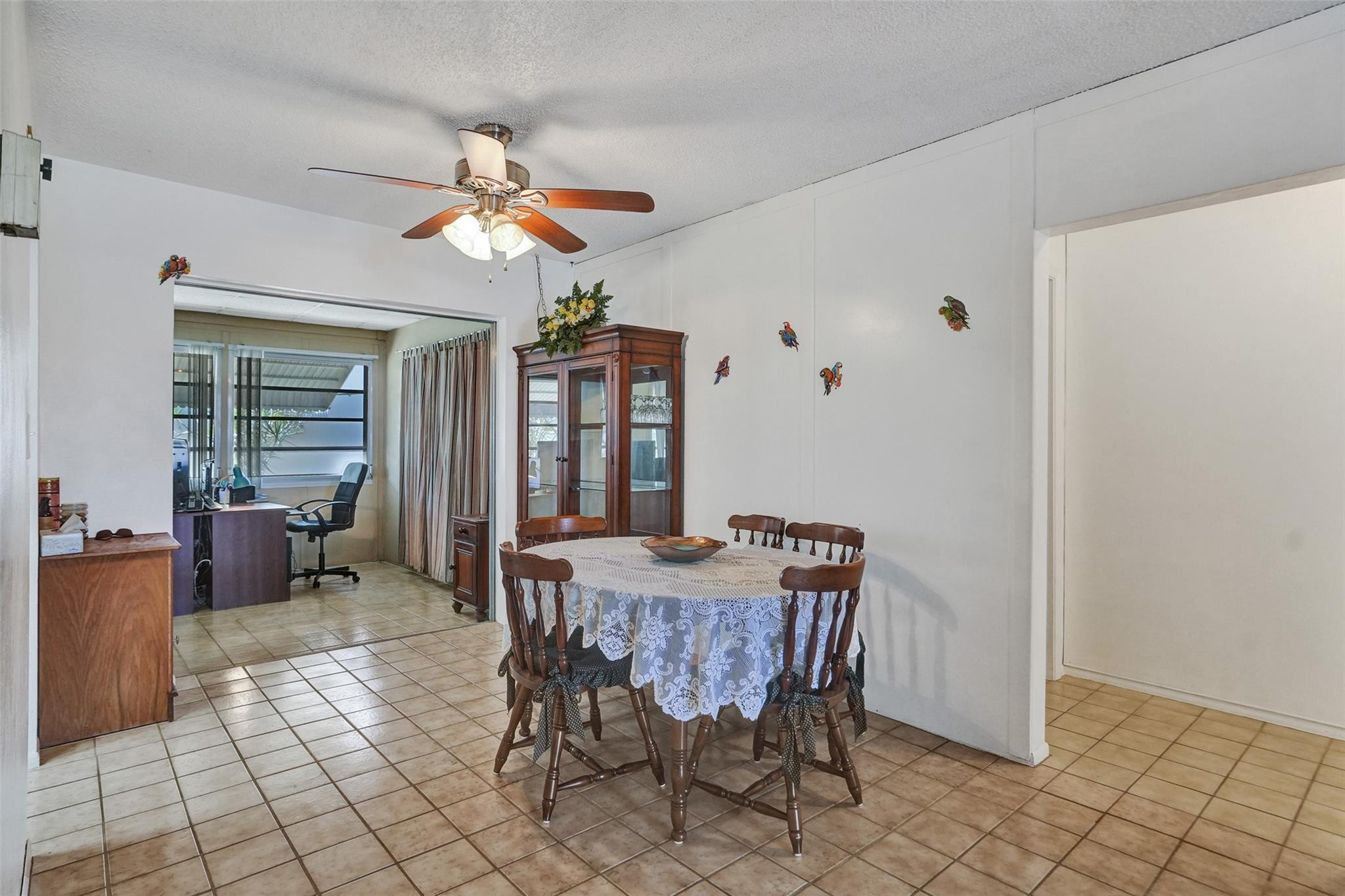 4610 Highland Dr