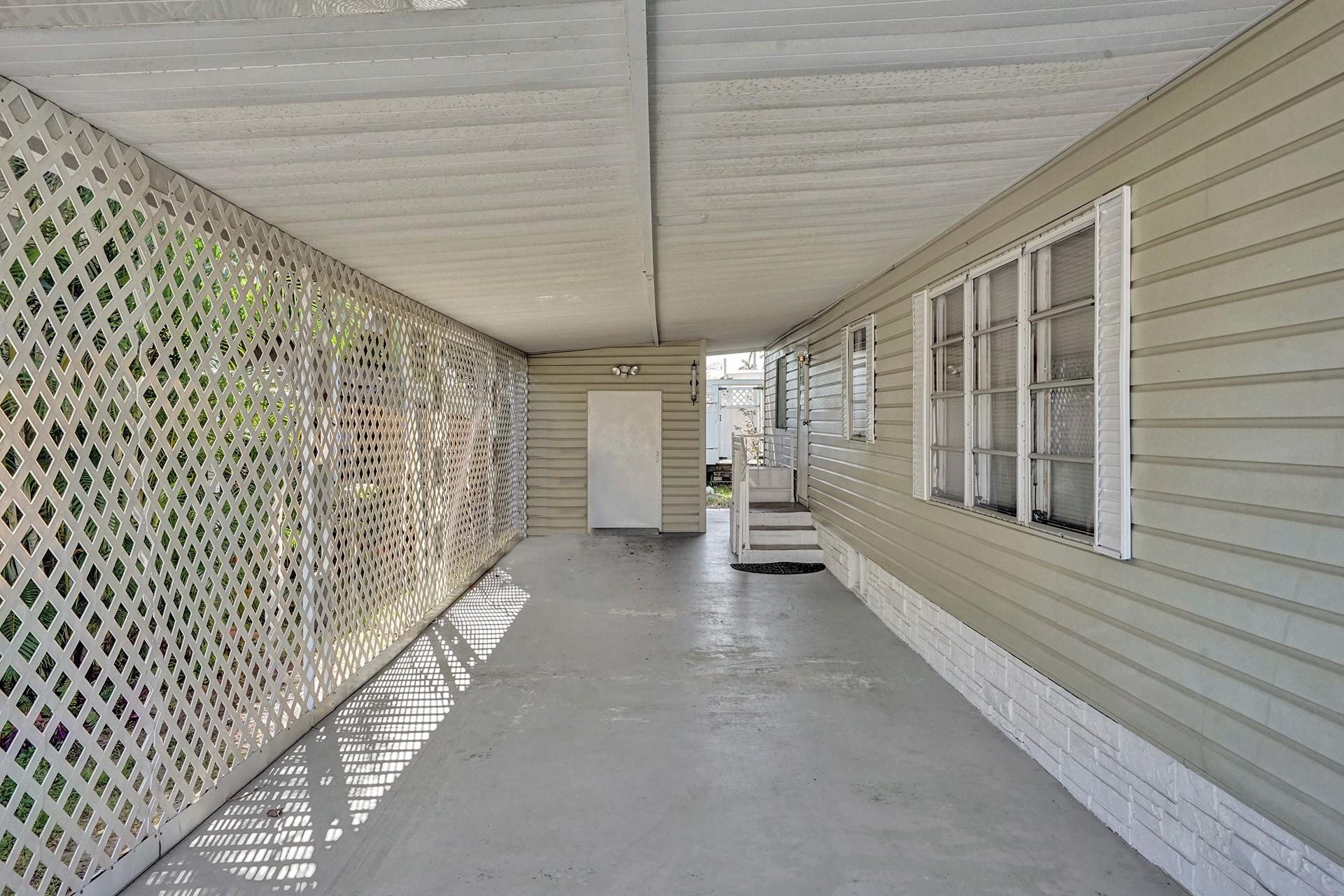 1681 SW 83rd Ter