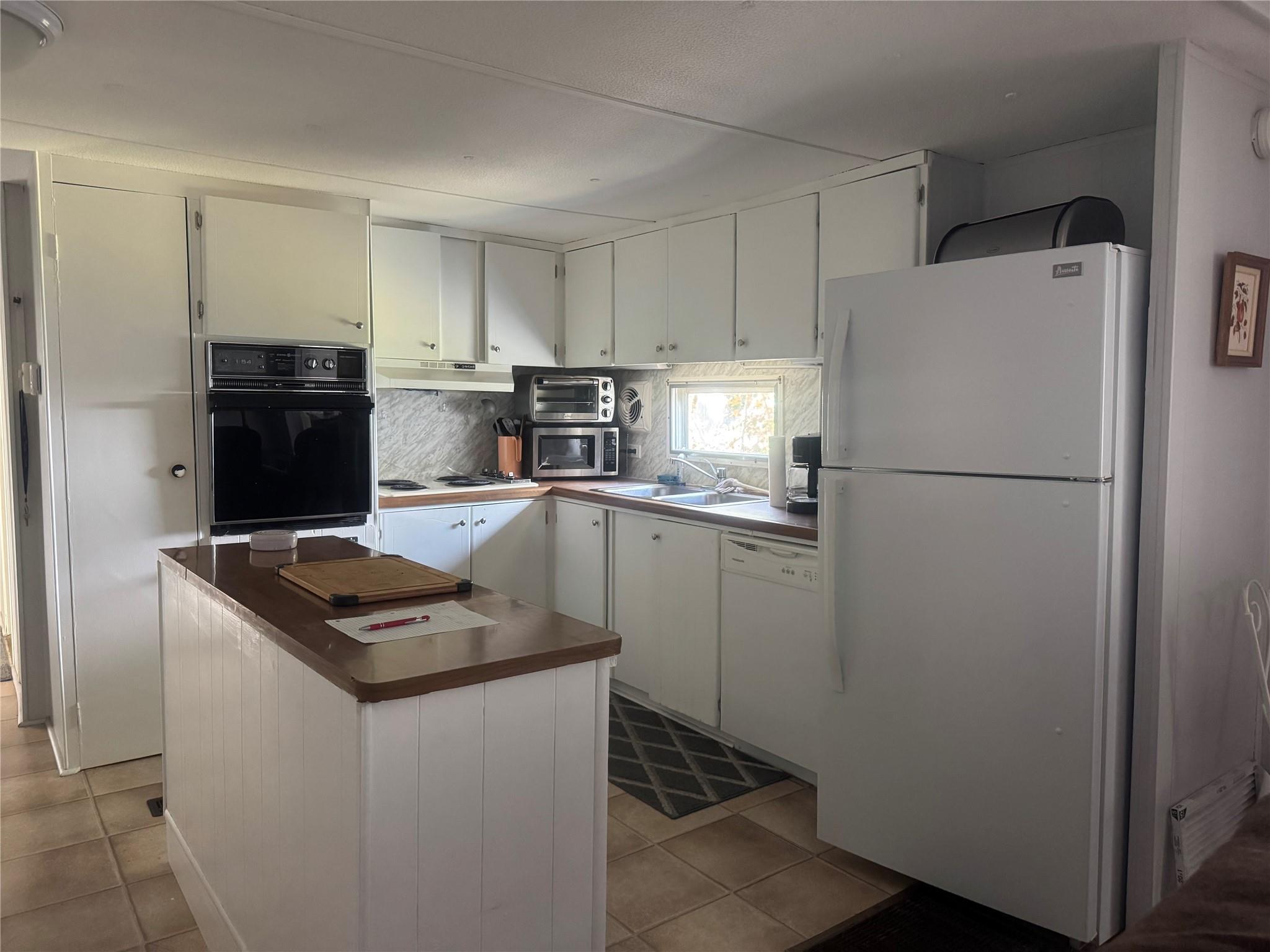 1681 SW 83rd Ter