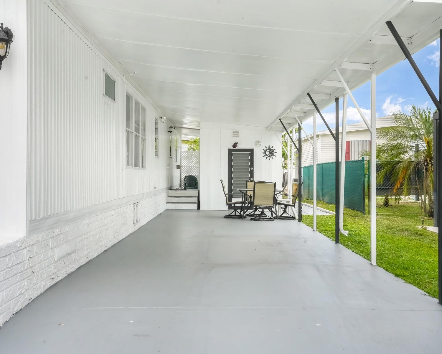 2309 SW 83rd Ter