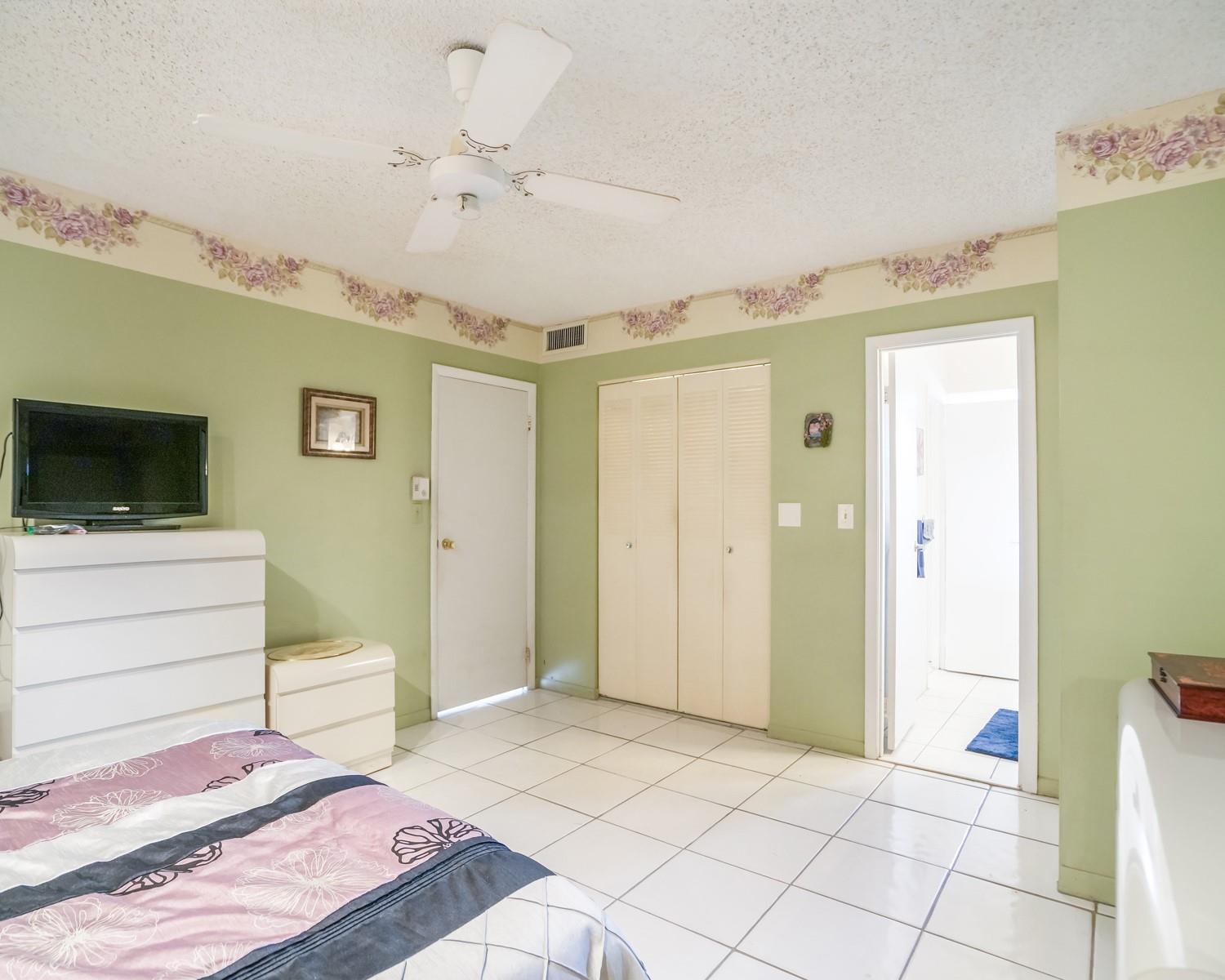 3400 NW 48th Ave 611
