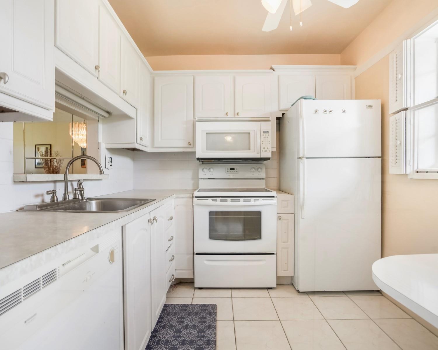 3400 NW 48th Ave 611