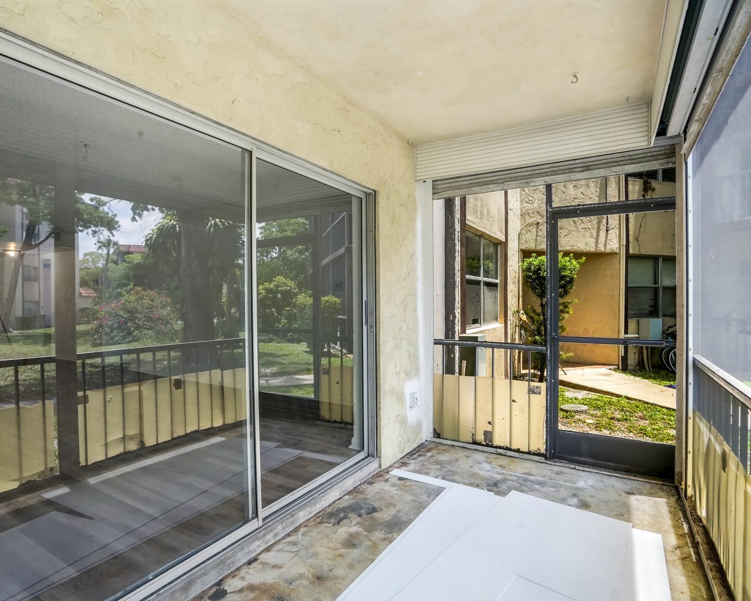 6201 N Falls Cir Dr 109