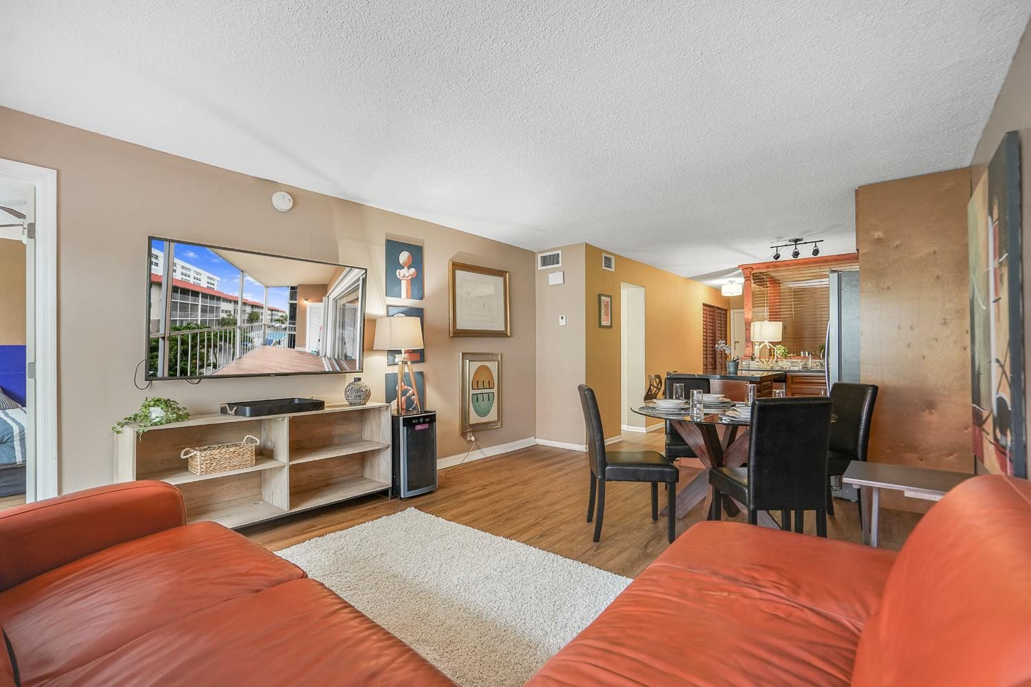 2081 S Ocean Drive 310