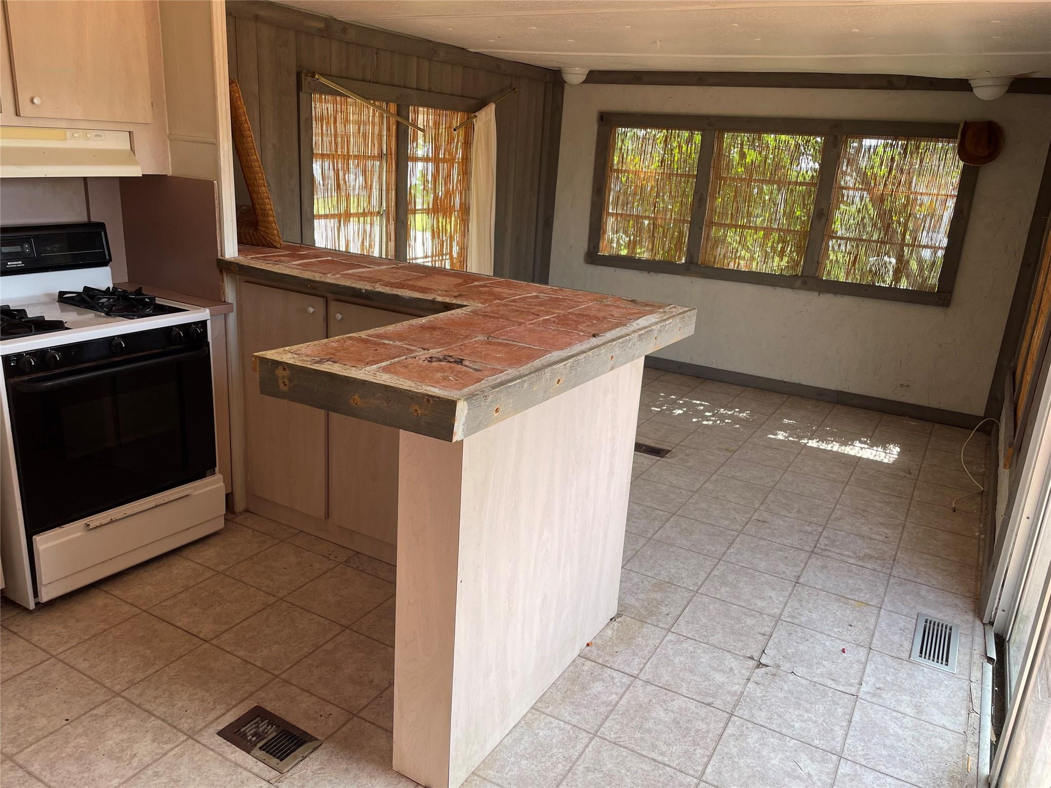 1851 SW 83rd Ter