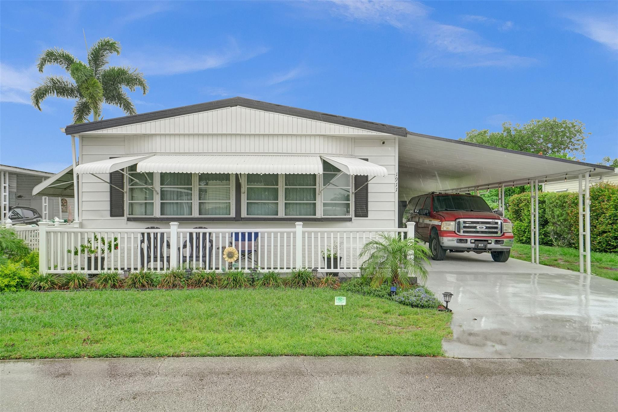 1911 SW 83rd Ave