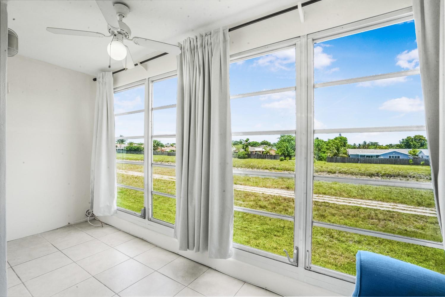 9081 Sunrise Lakes Blvd 214