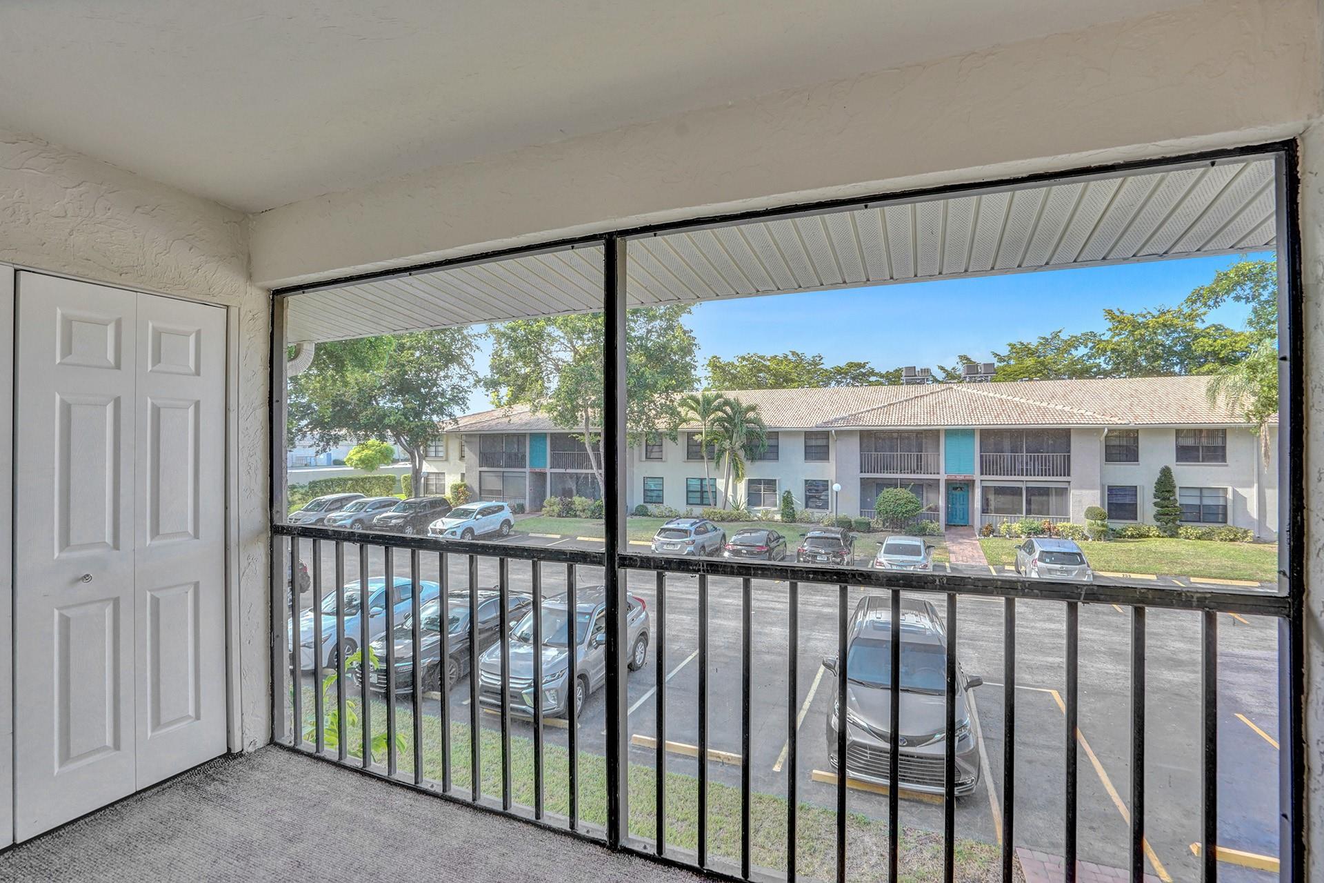 9875 PINEAPPLE TREE Drive 208