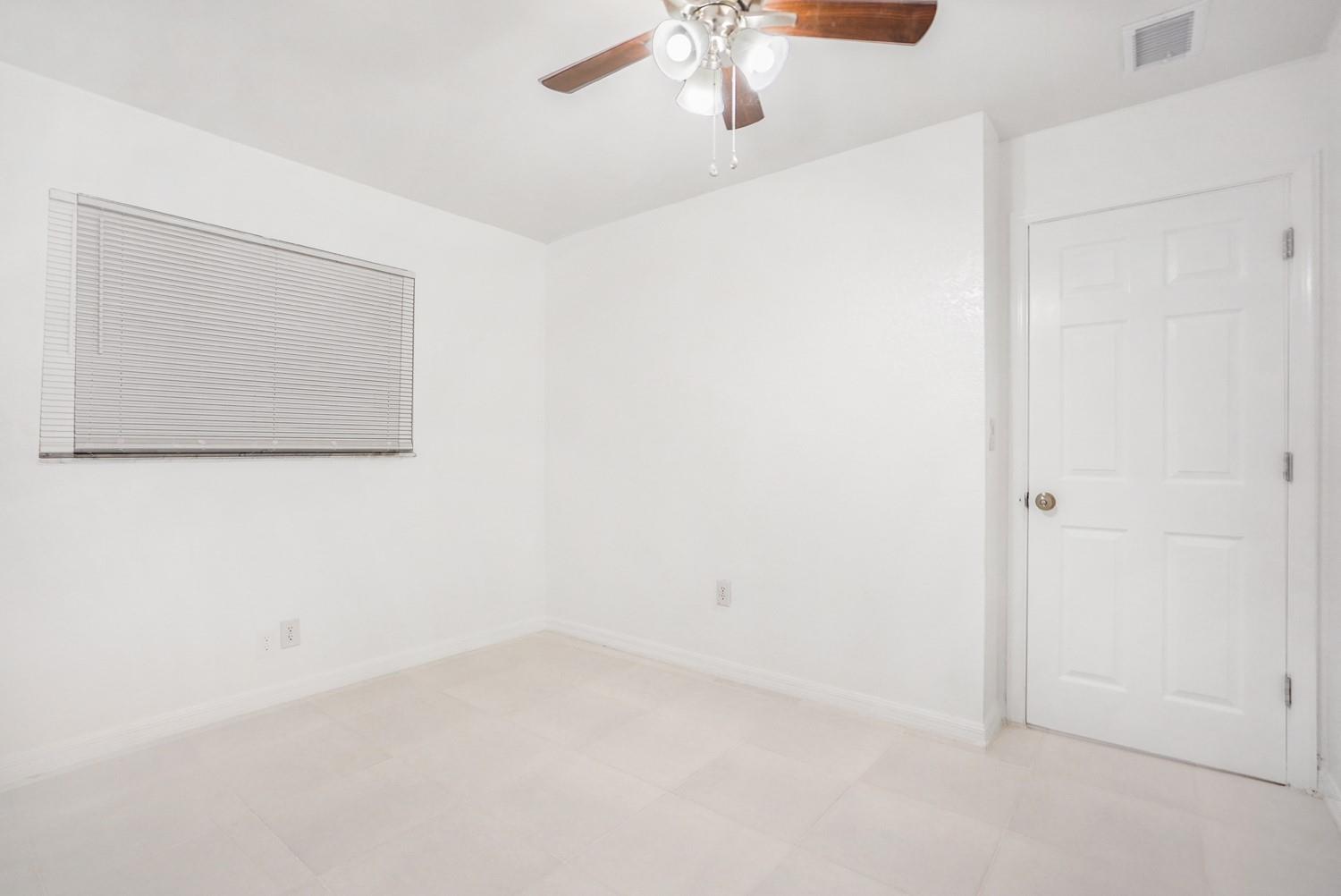 7505 NW 58th St