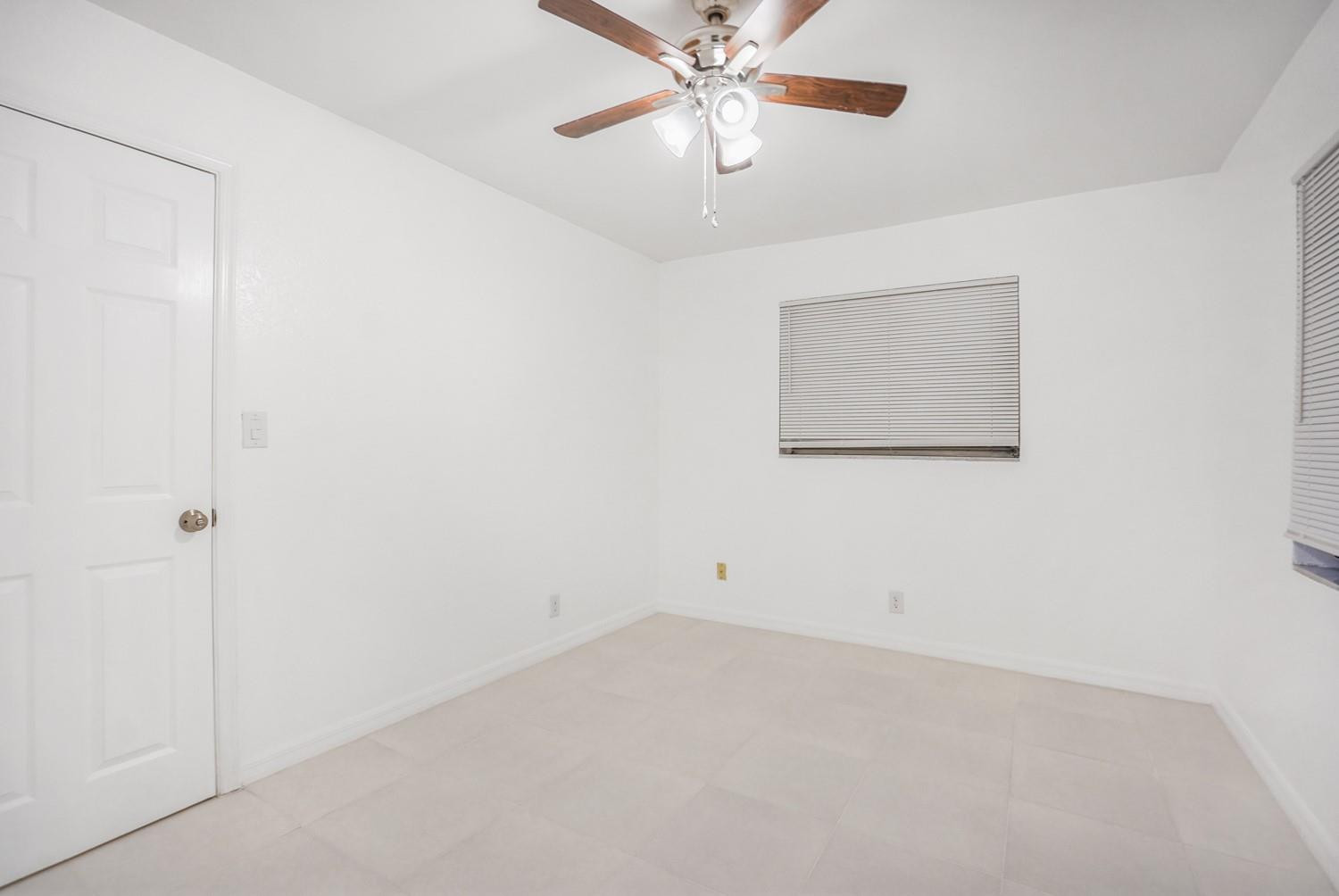 7505 NW 58th St