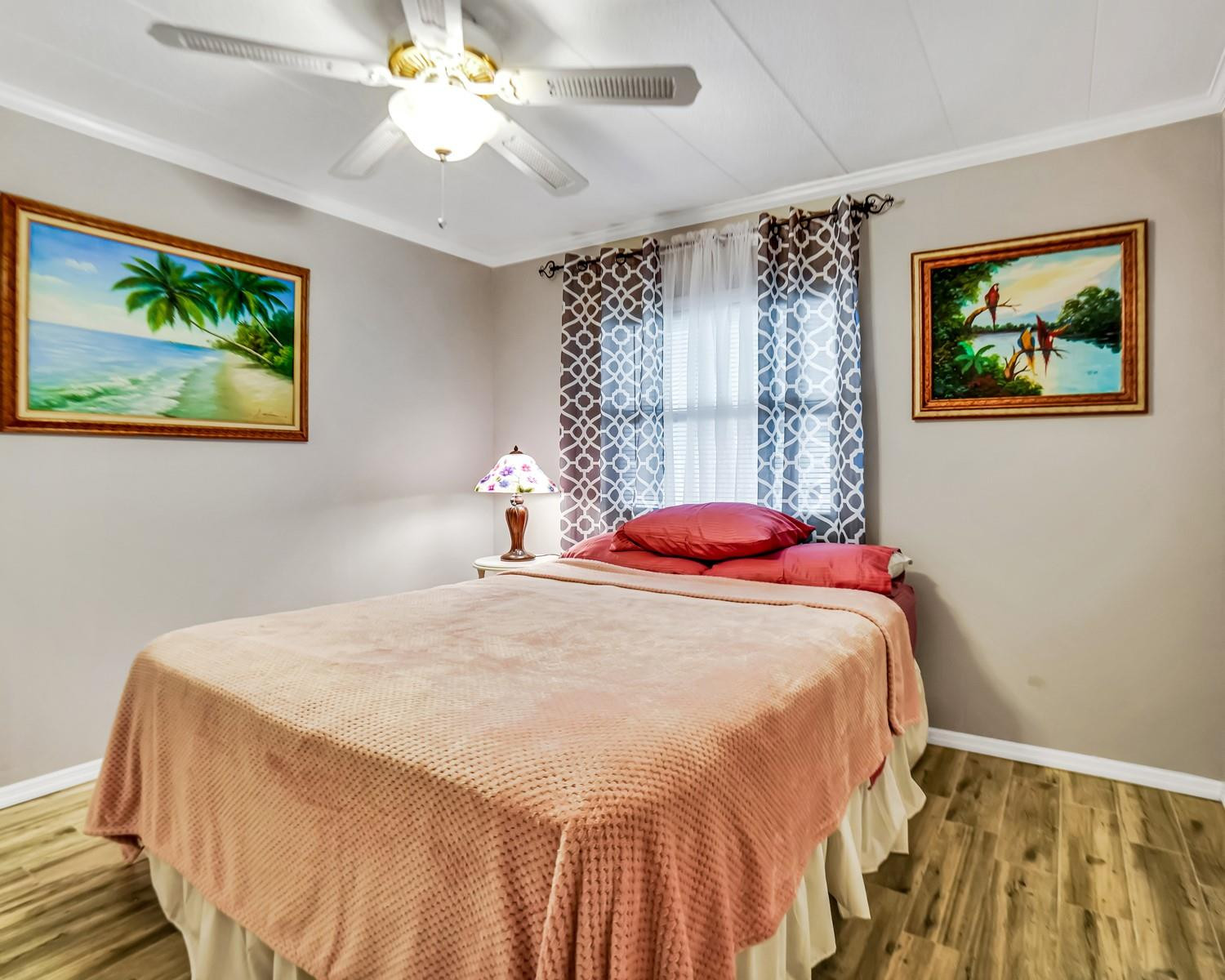 3055 Lakeshore Drive