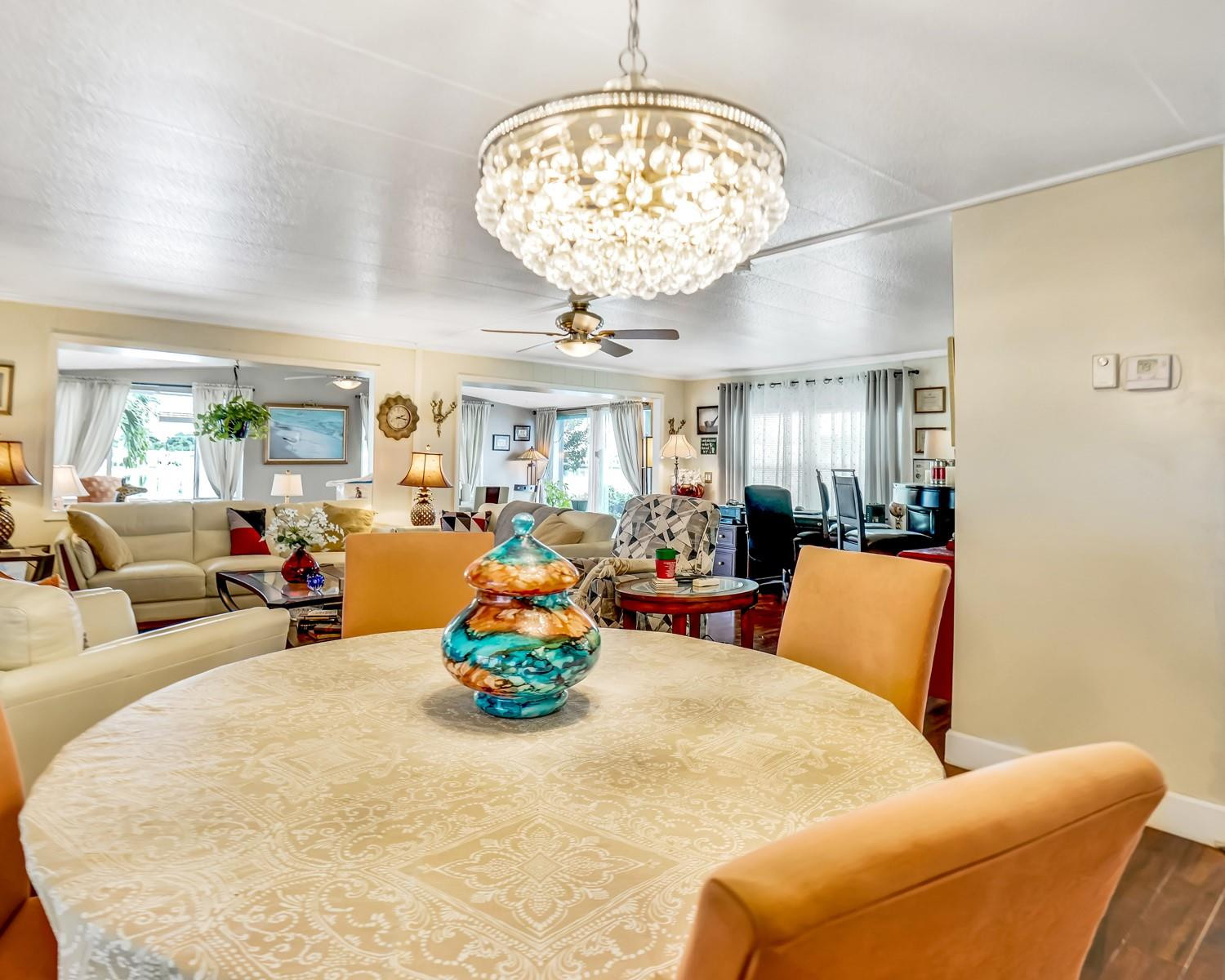 3055 Lakeshore Drive