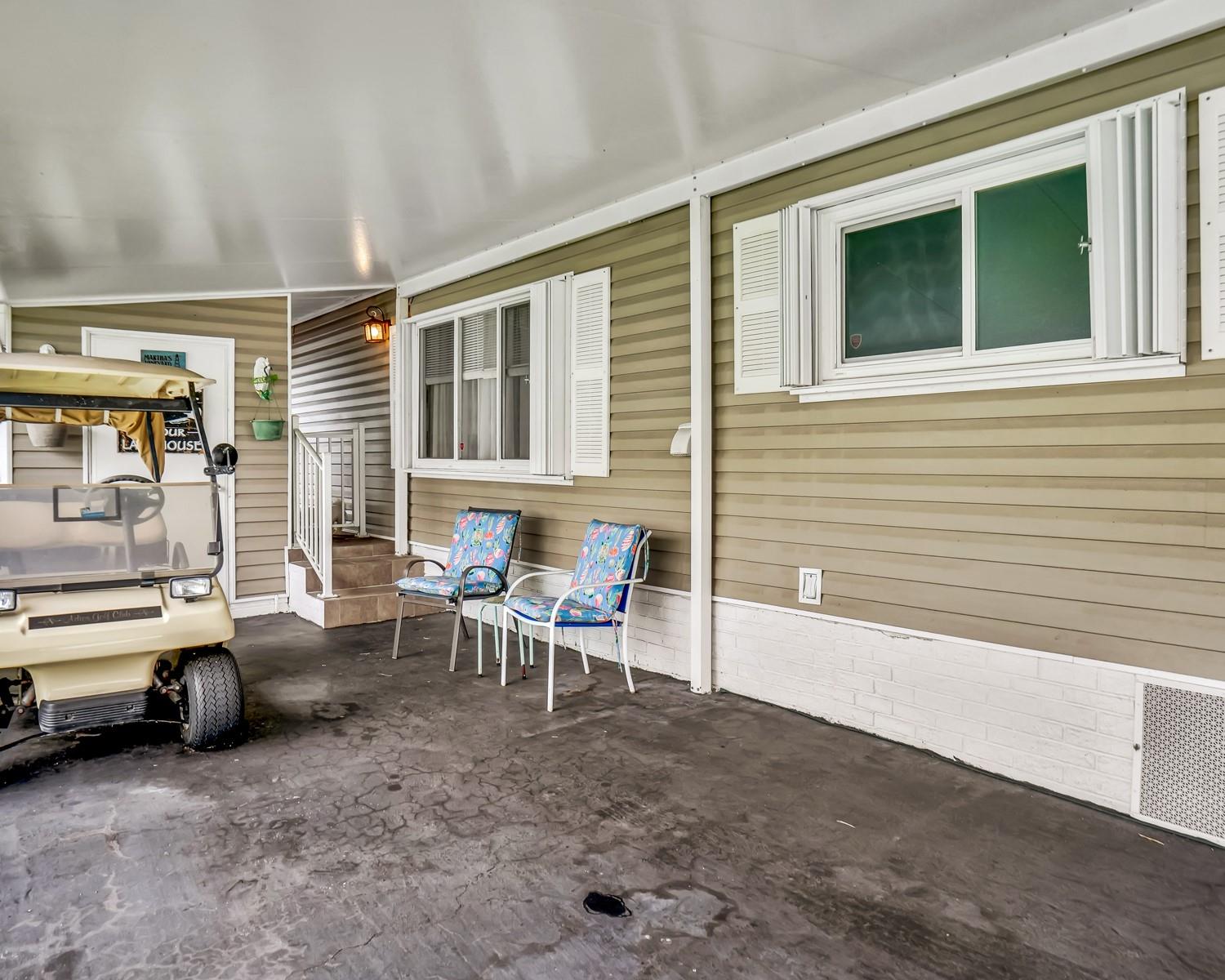 3055 Lakeshore Drive