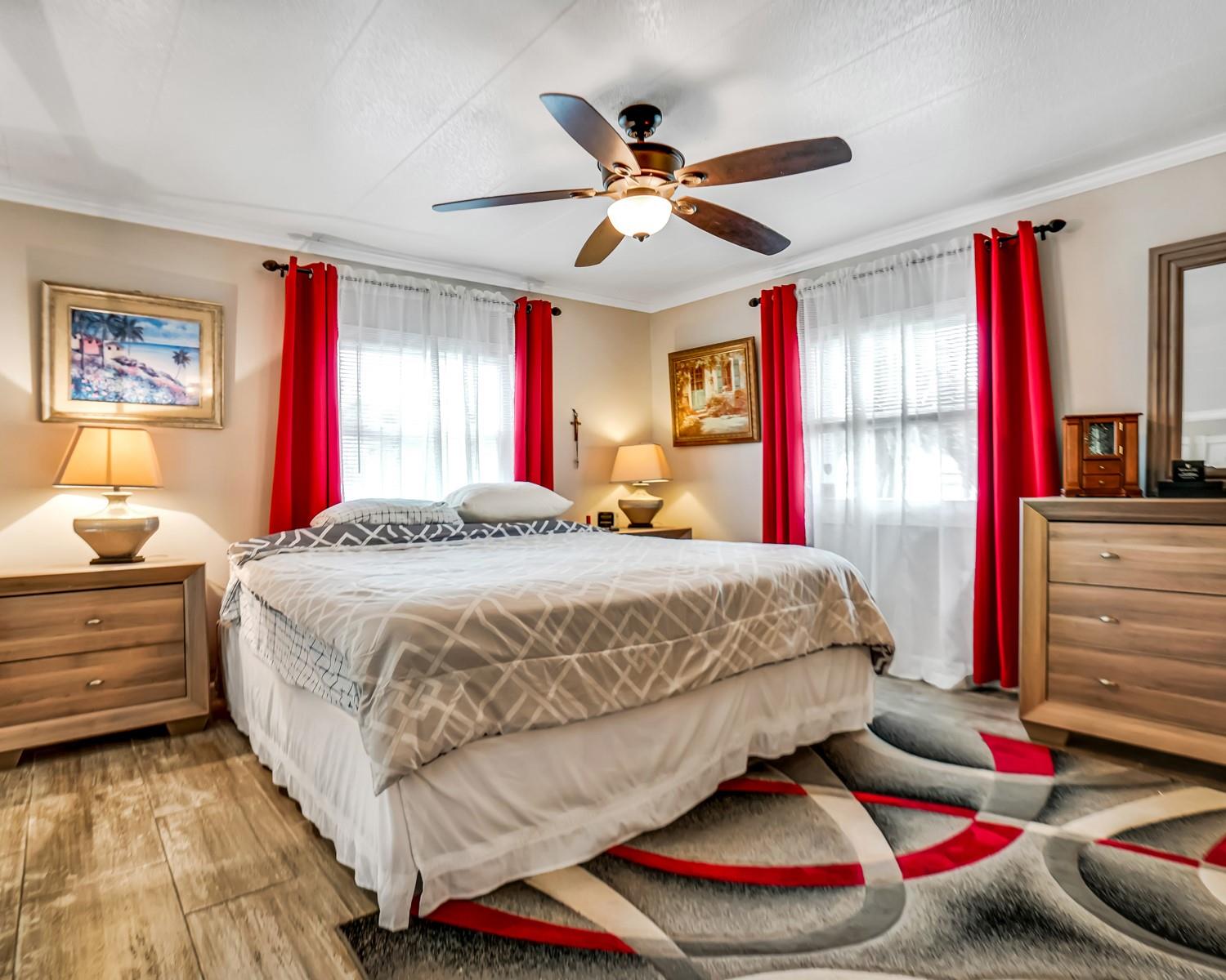 3055 Lakeshore Drive