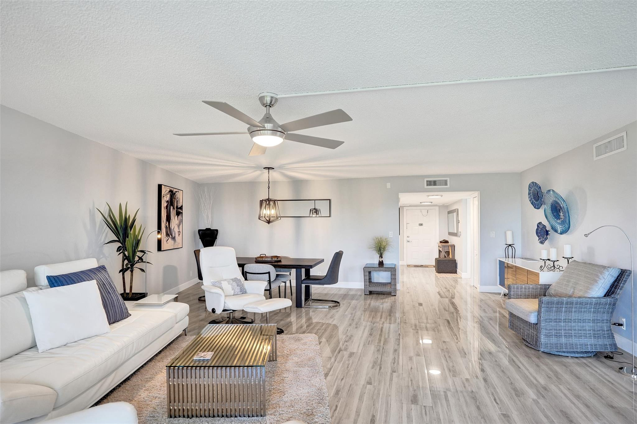 535 Oaks Dr 506