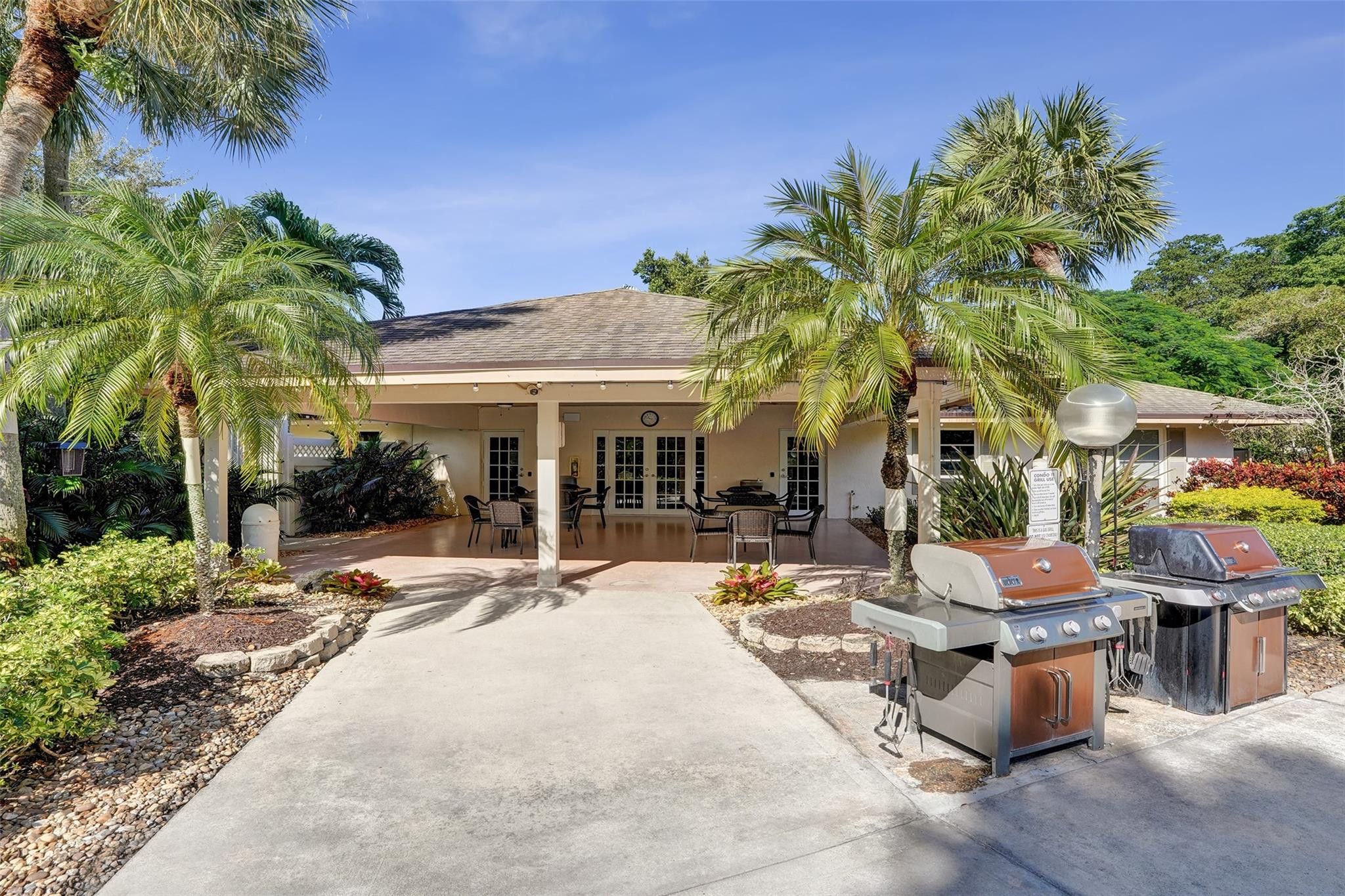 535 Oaks Dr 506