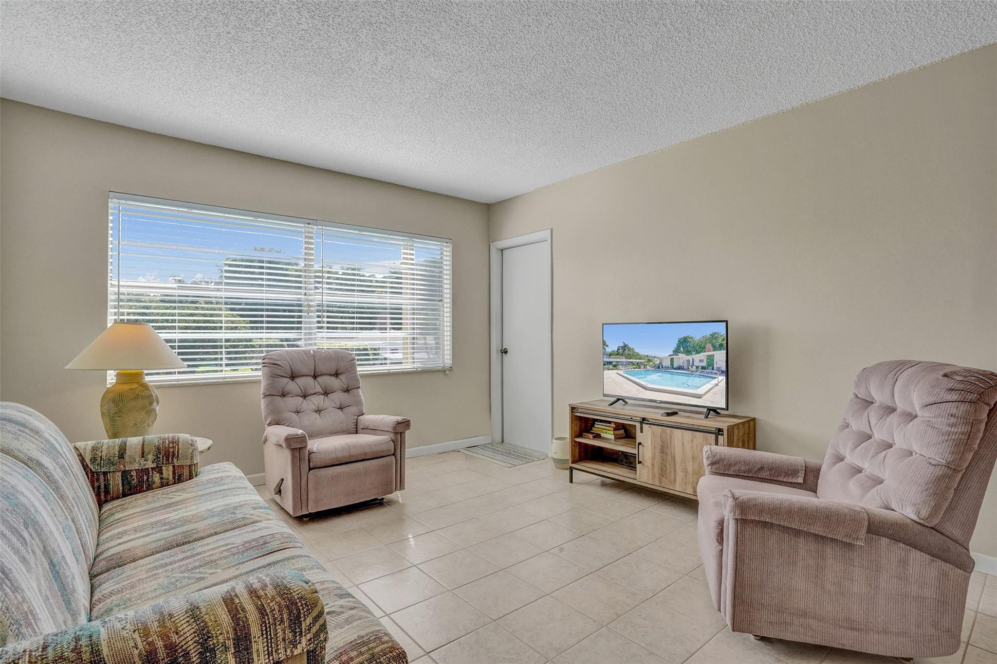 4700 NW 35th St 507