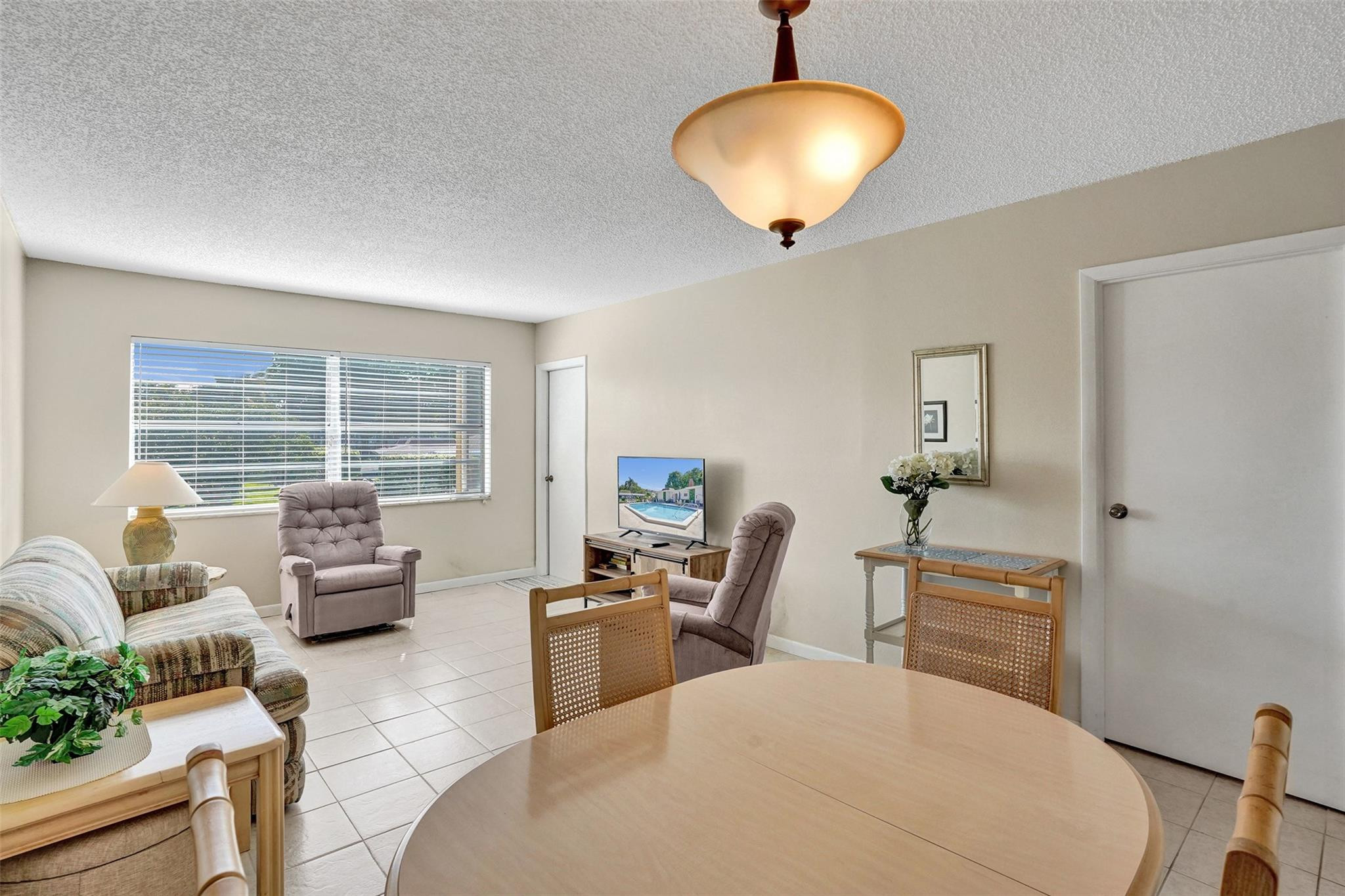 4700 NW 35th St 507