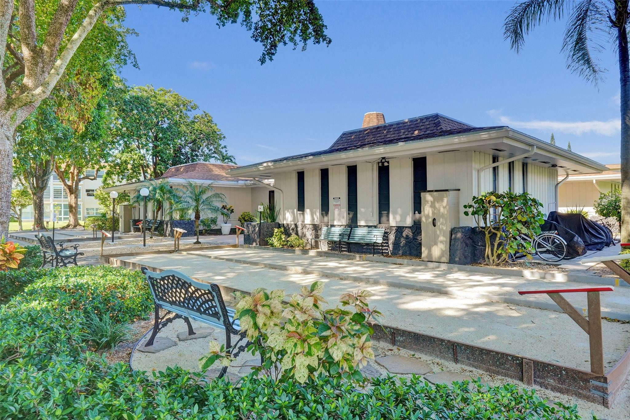4700 NW 35th St 507