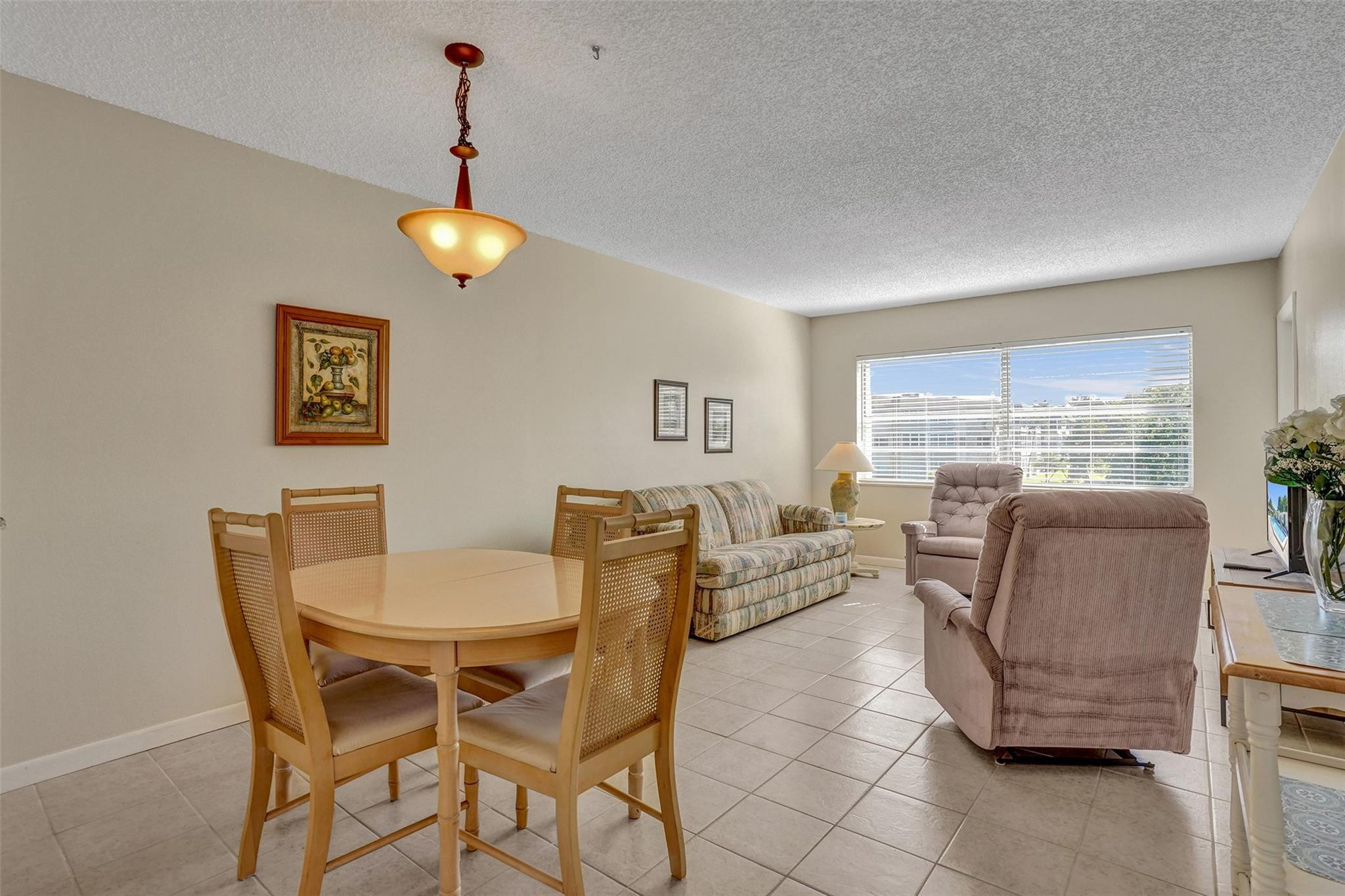 4700 NW 35th St 507
