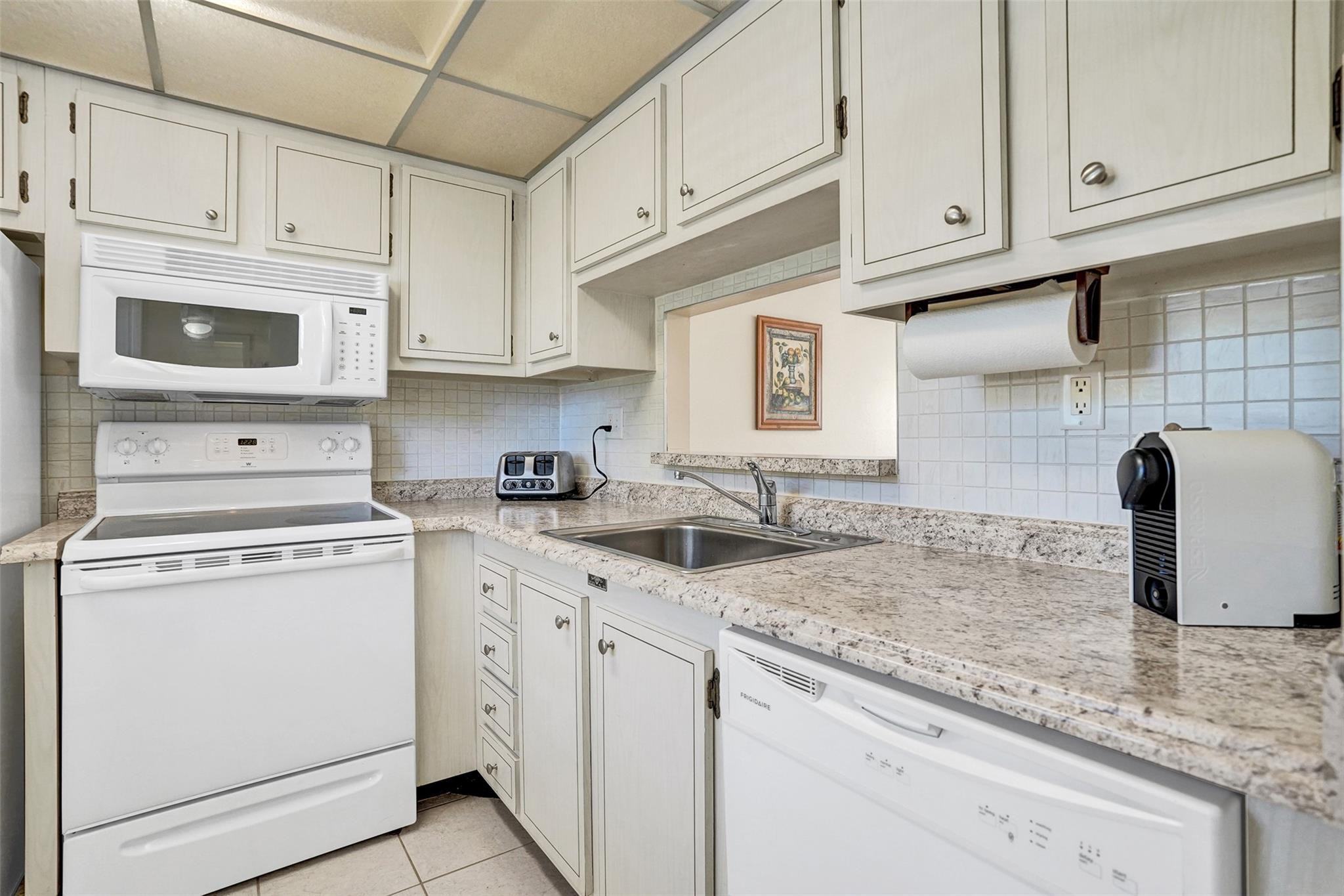 4700 NW 35th St 507