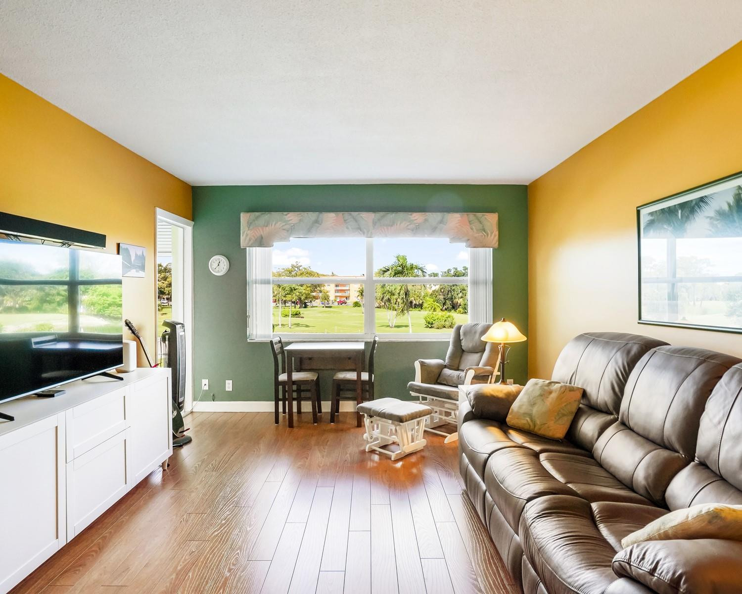 4299 NW 16th St 203