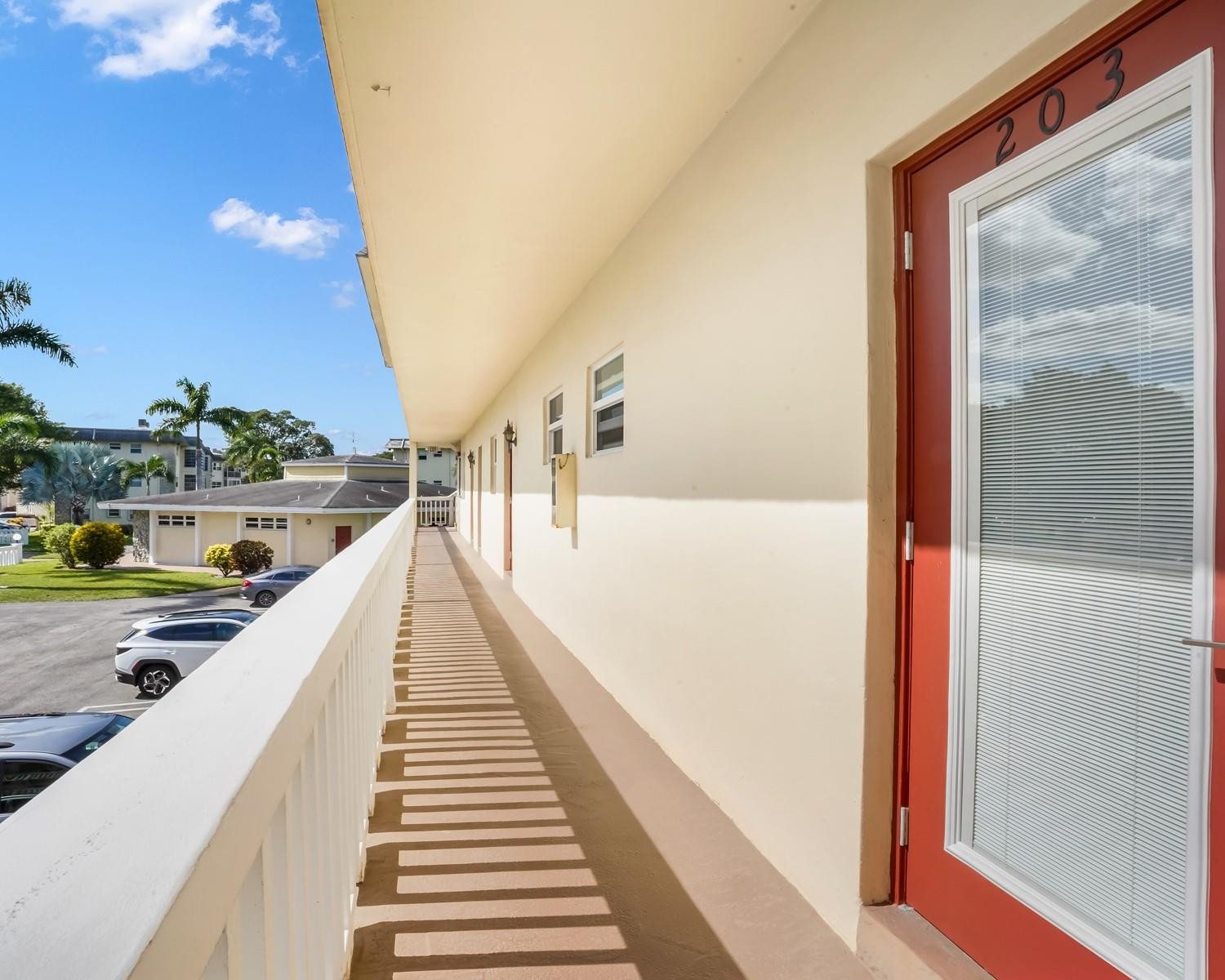 4299 NW 16th St 203