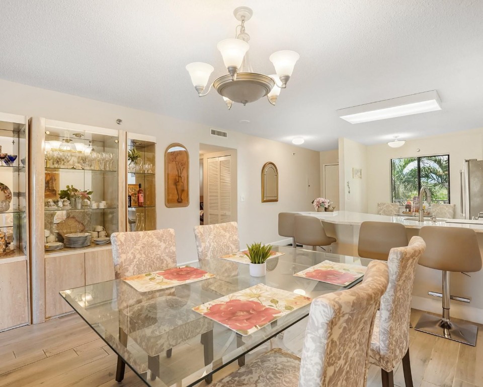 2334 S Cypress Bend Dr 302