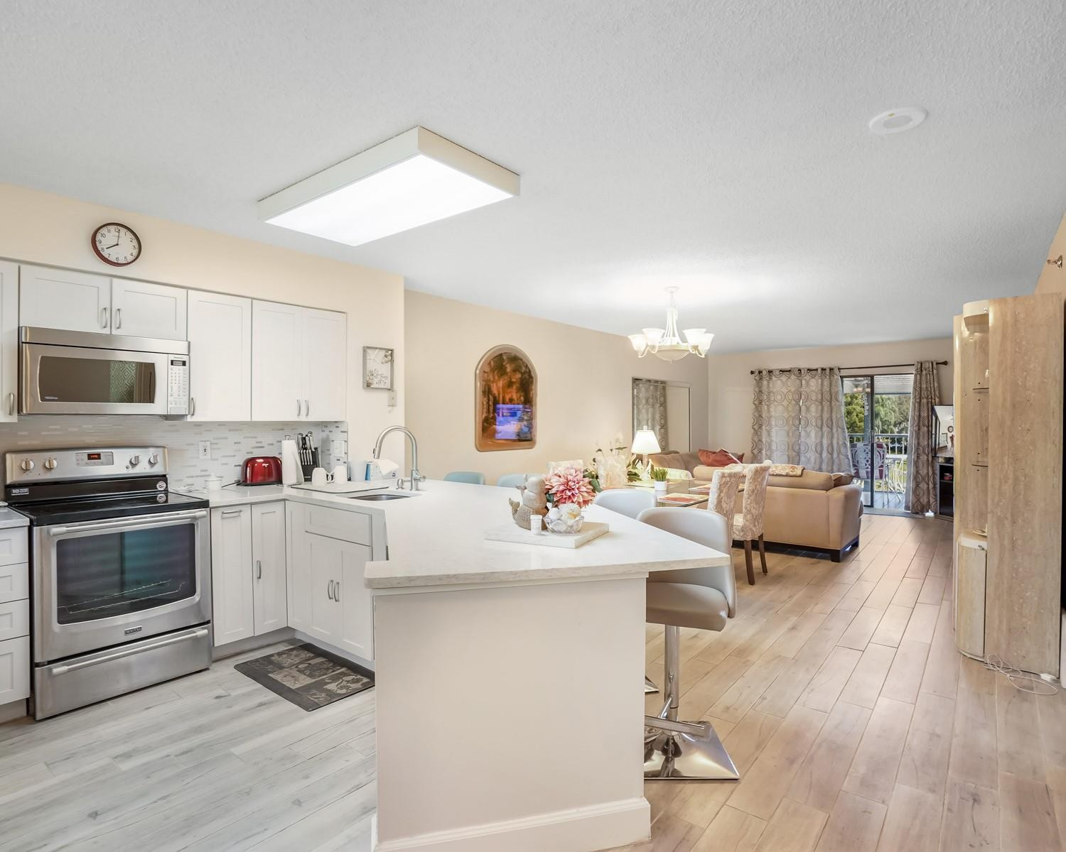 2334 S Cypress Bend Dr 302