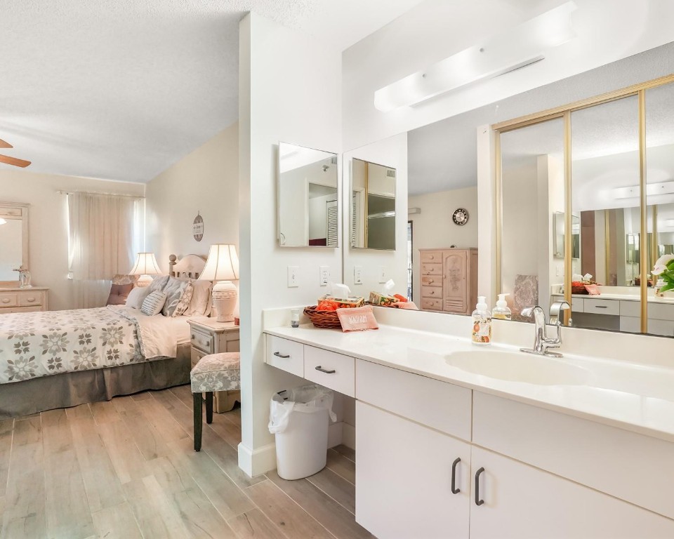 2334 S Cypress Bend Dr 302