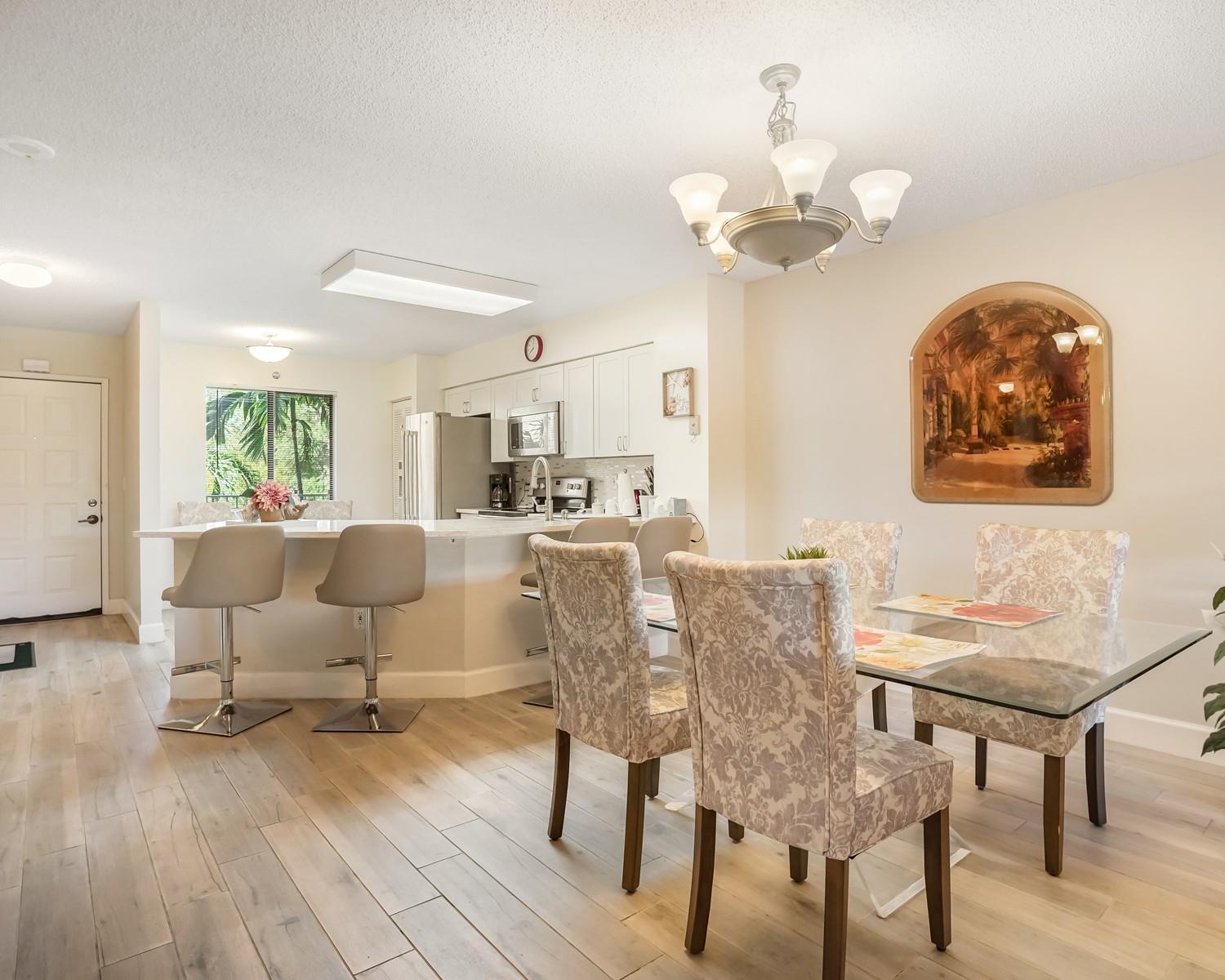 2334 S Cypress Bend Dr