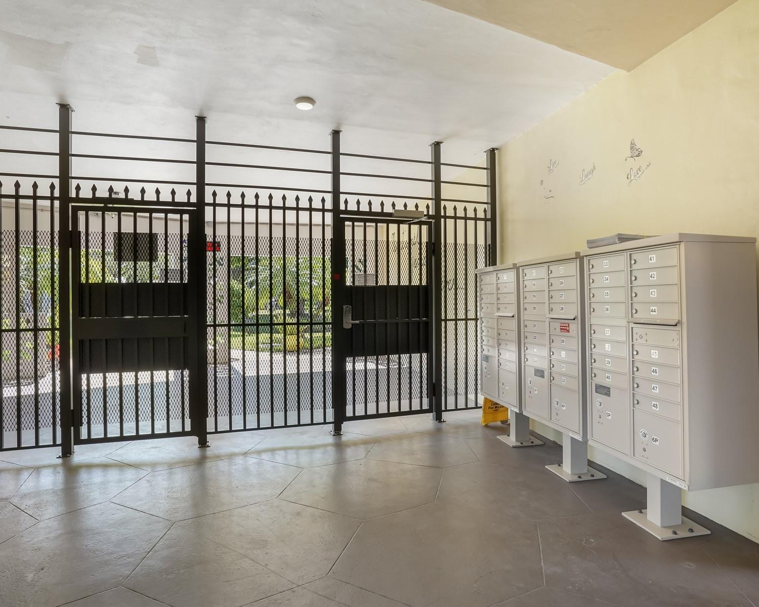 2334 S Cypress Bend Dr