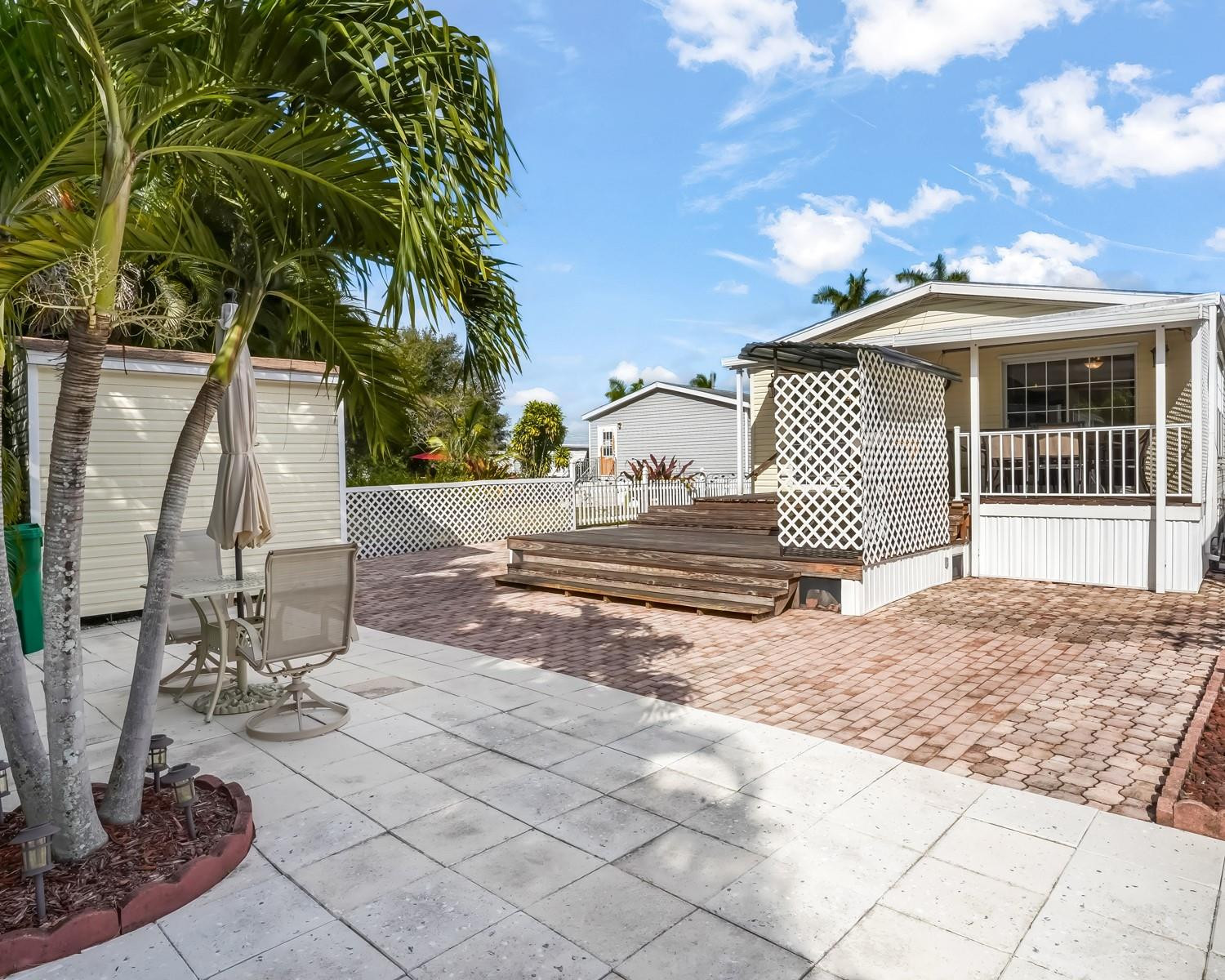 1911 SW 87th Ter