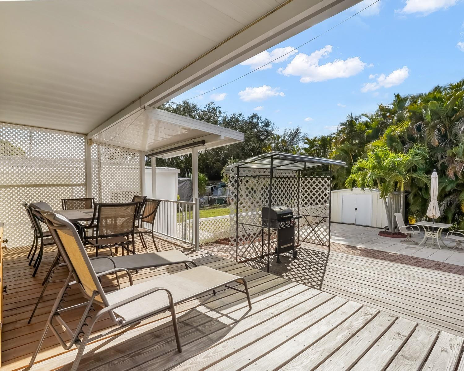 1911 SW 87th Ter