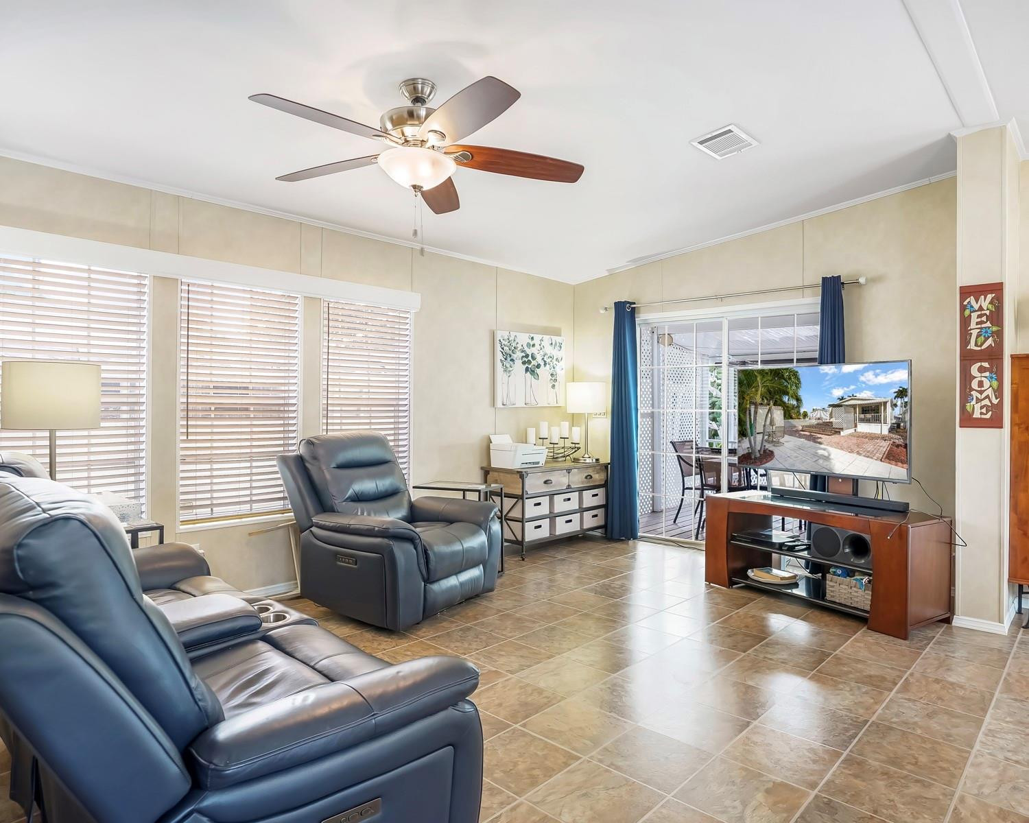 1911 SW 87th Ter