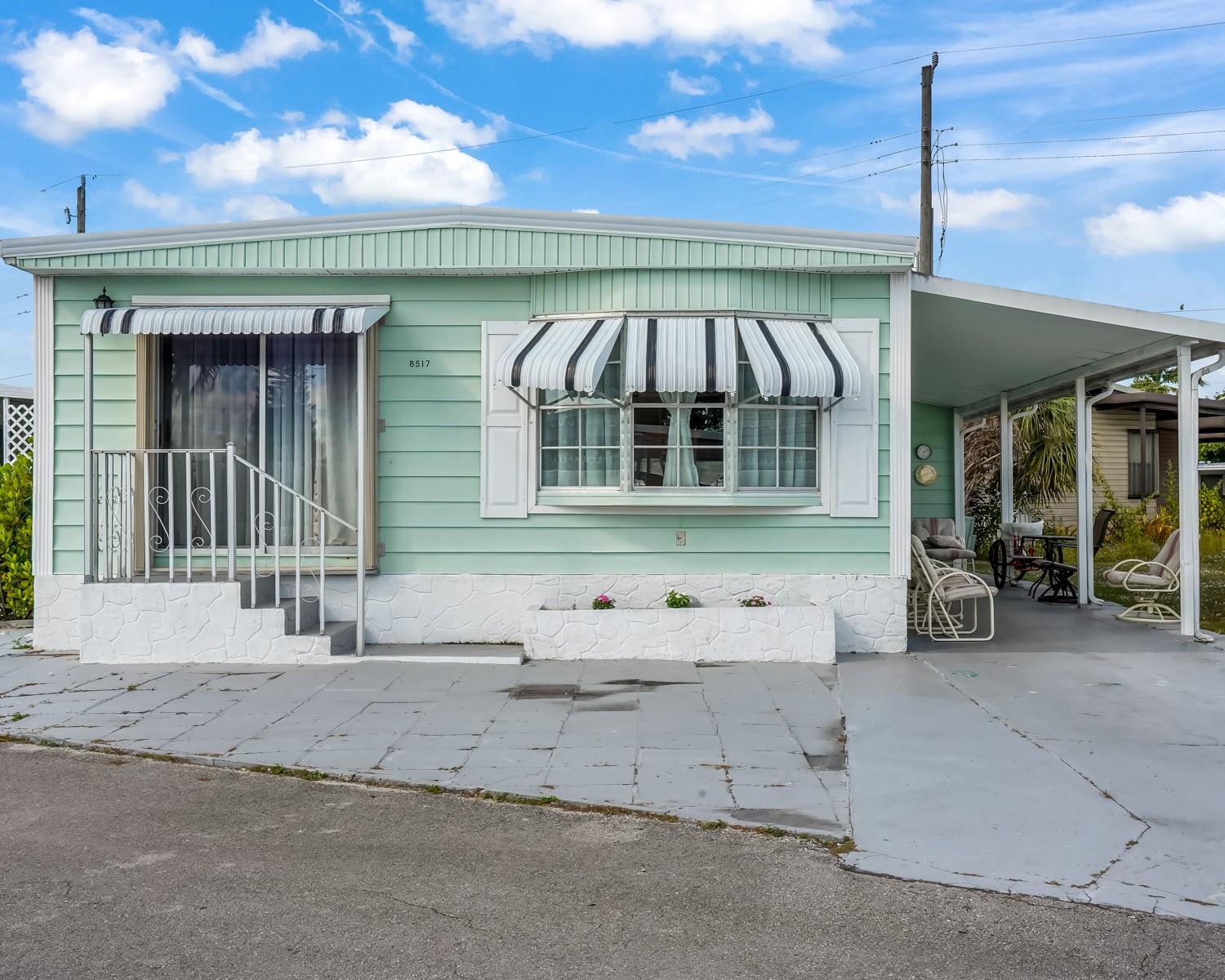 8517 SW 16th Pl