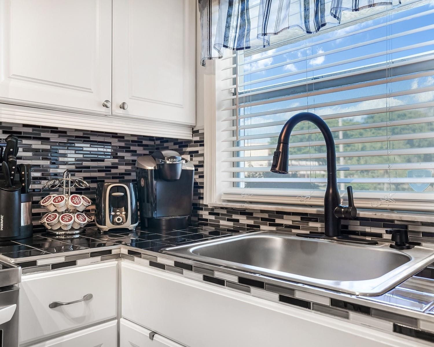 9281 Sunrise Lakes Blvd 101