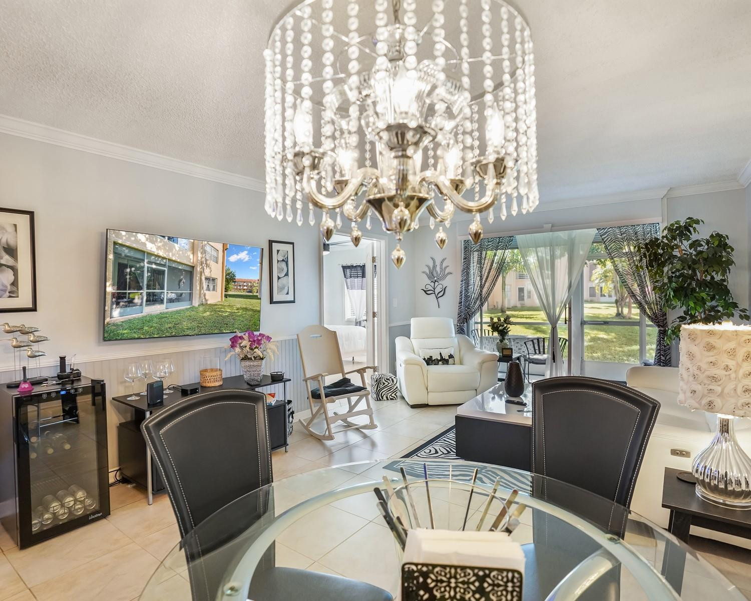 9281 Sunrise Lakes Blvd 101