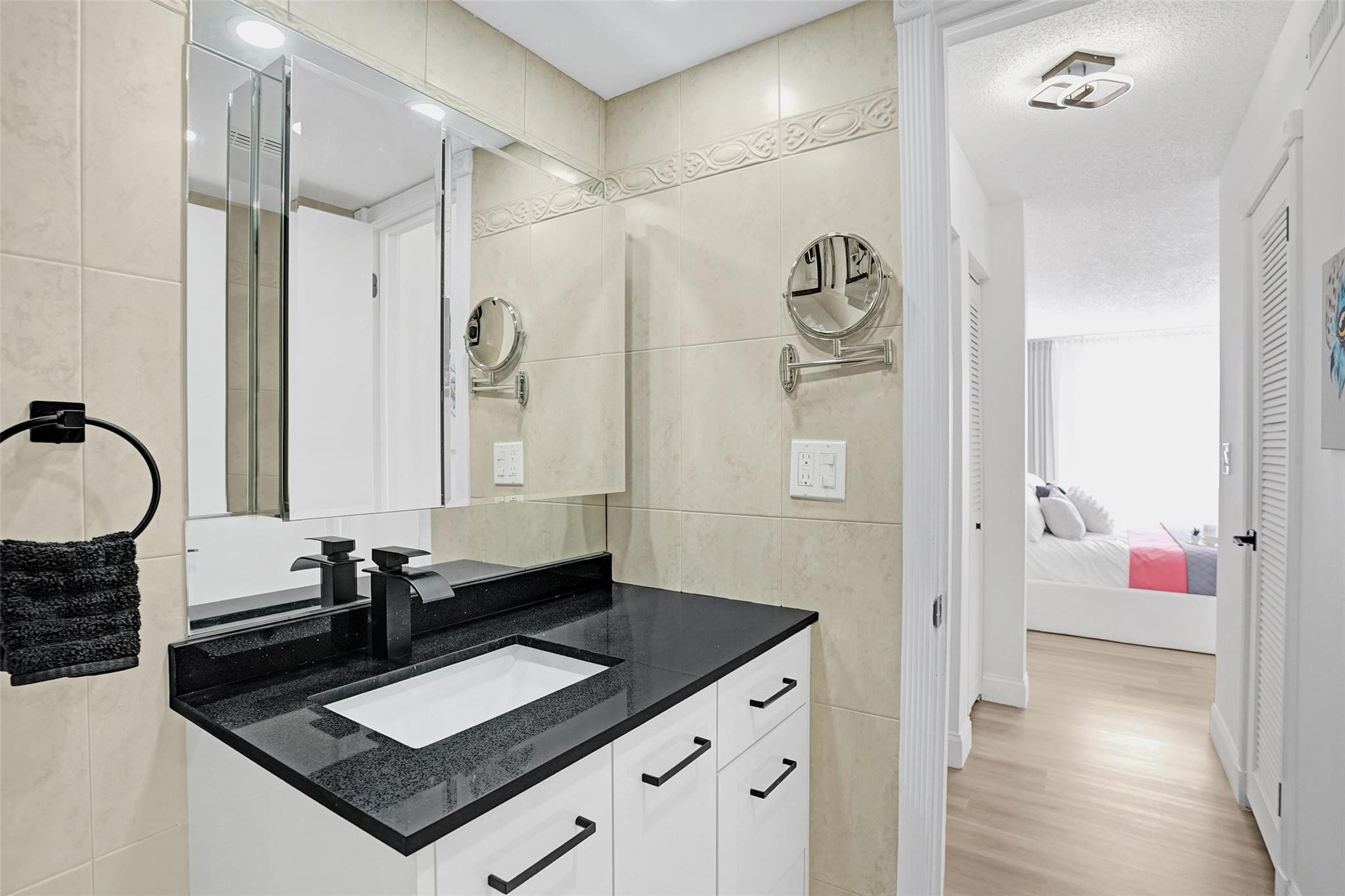 8900 Washington Blvd PH11