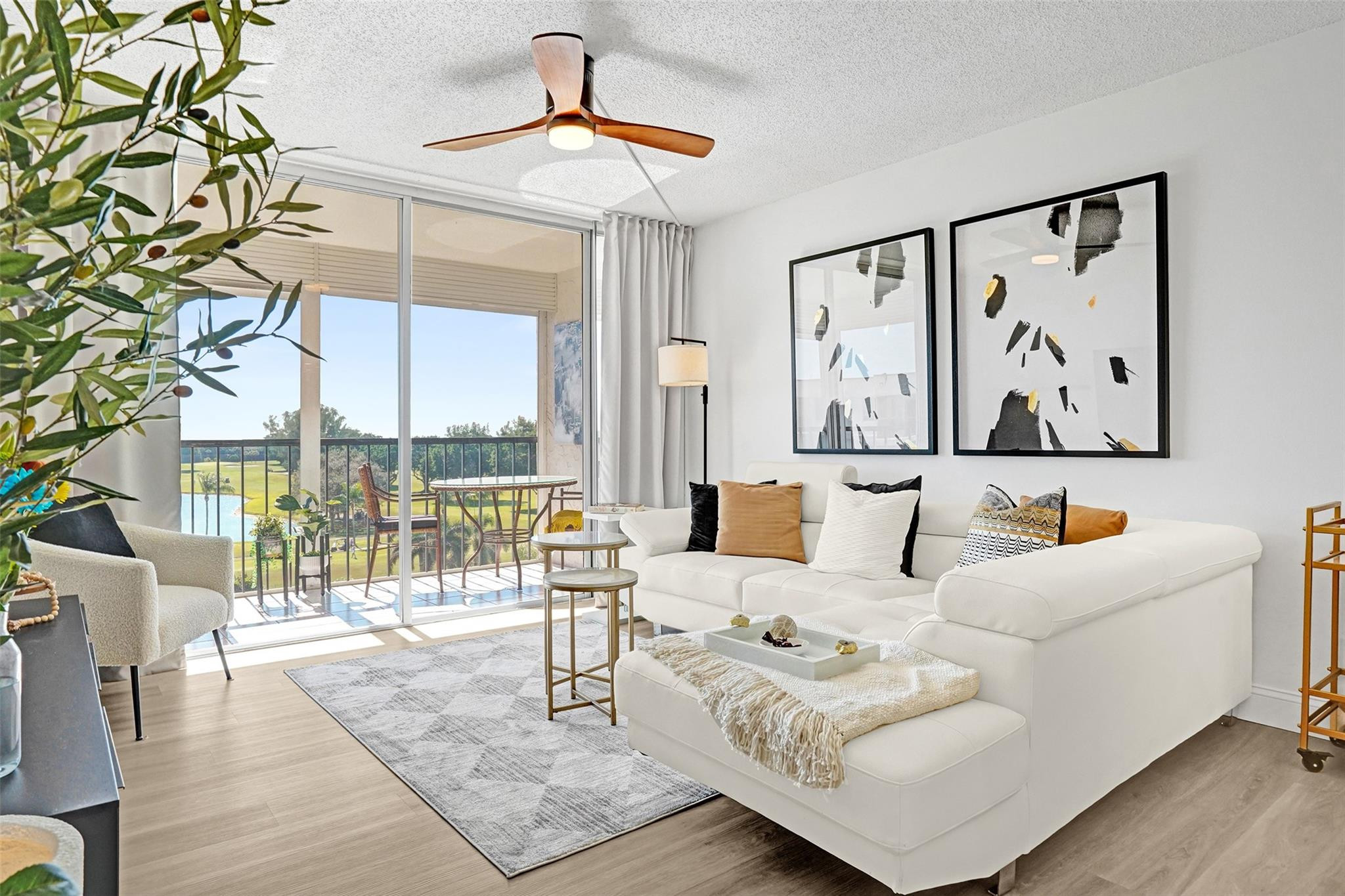 8900 Washington Blvd PH11