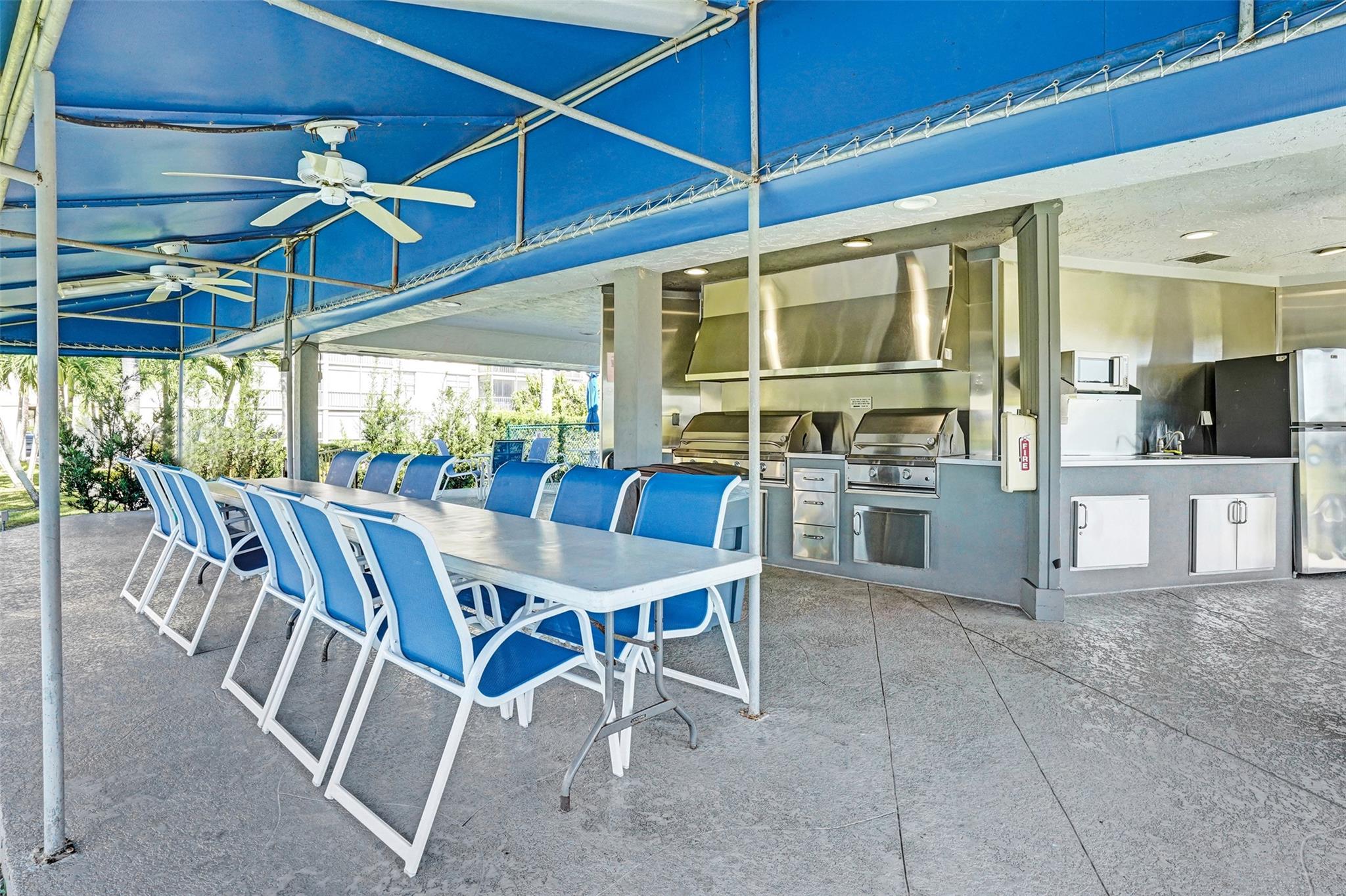 8900 Washington Blvd PH11