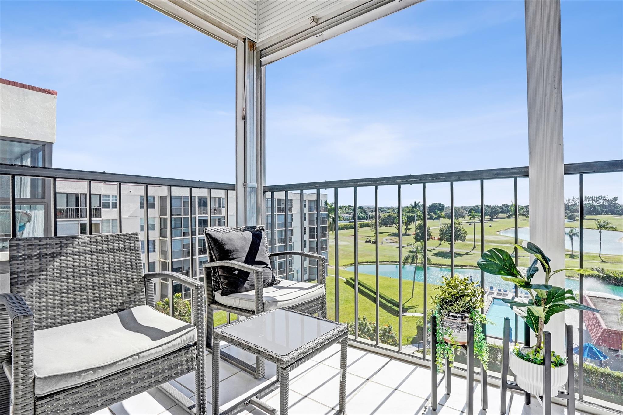 8900 Washington Blvd PH11