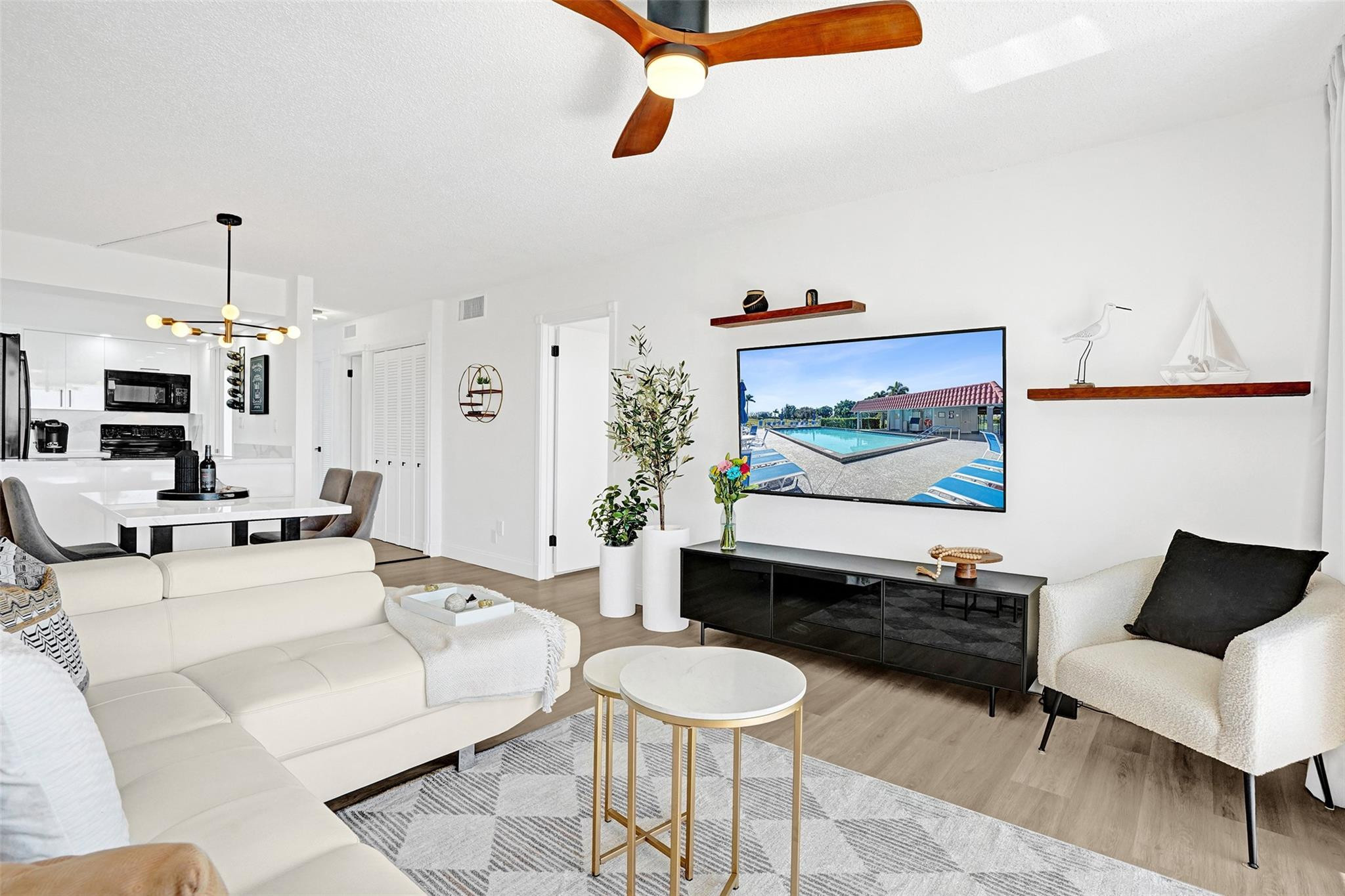 8900 Washington Blvd PH11