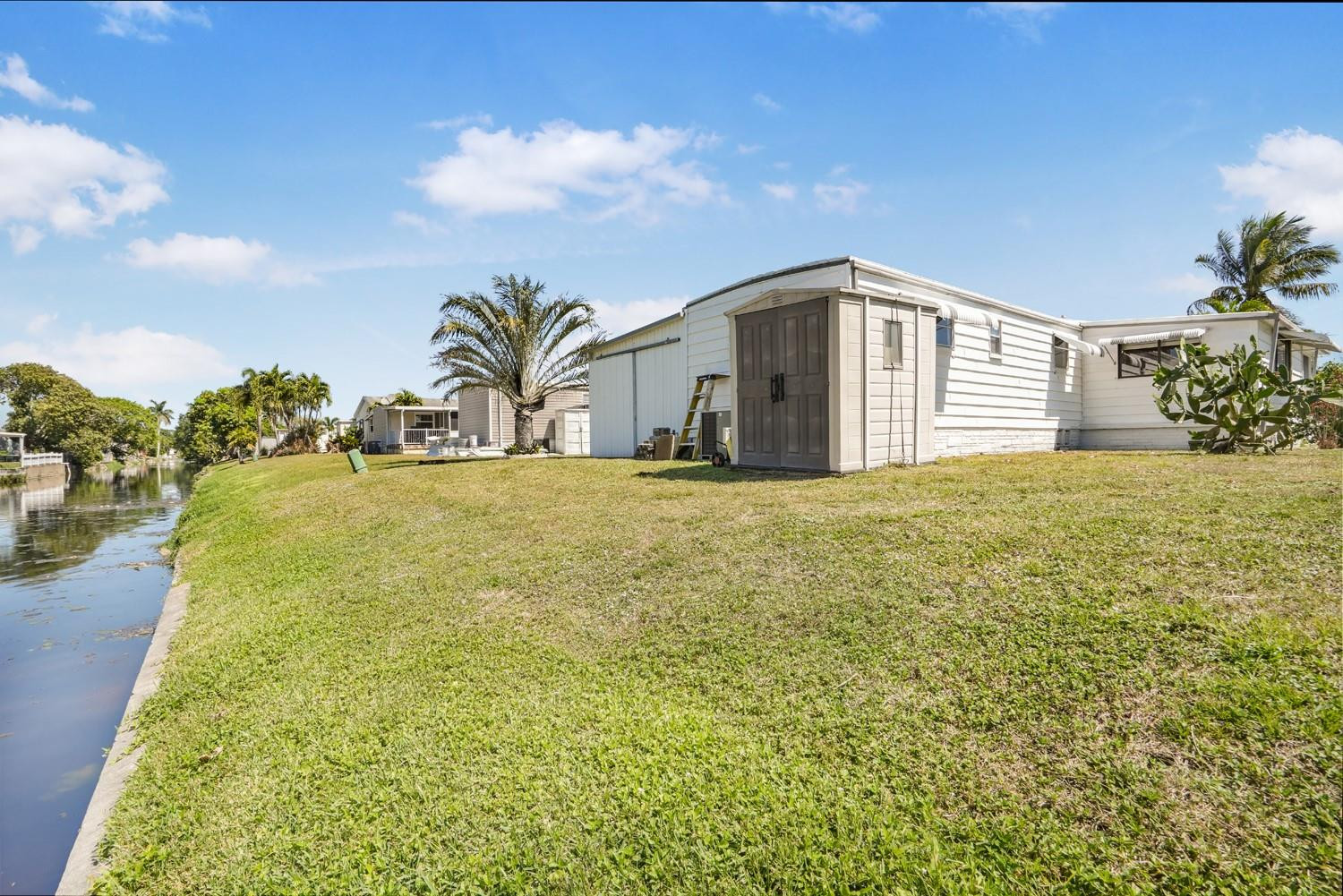 2001 SW 84th Ave