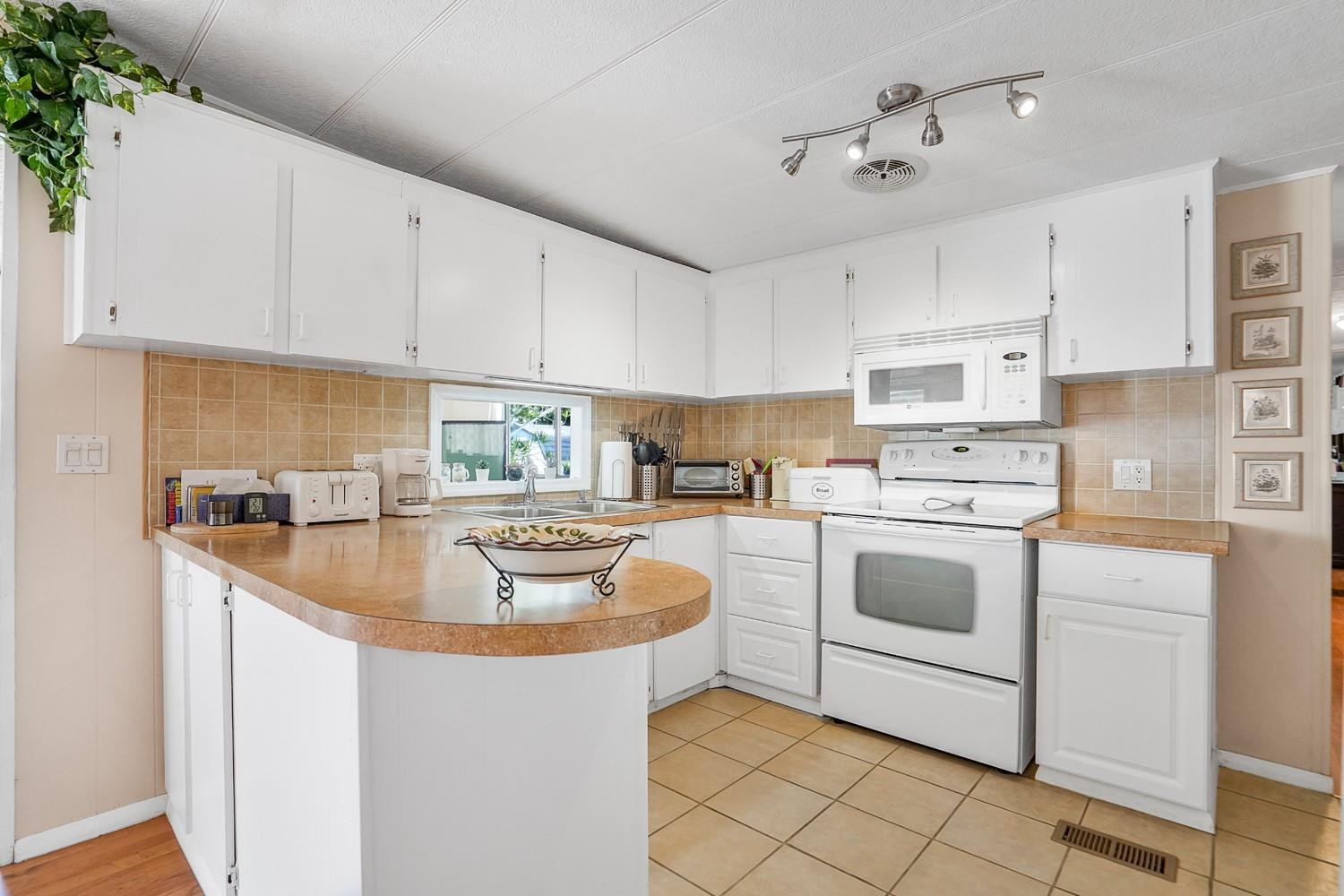 2001 SW 84th Ave