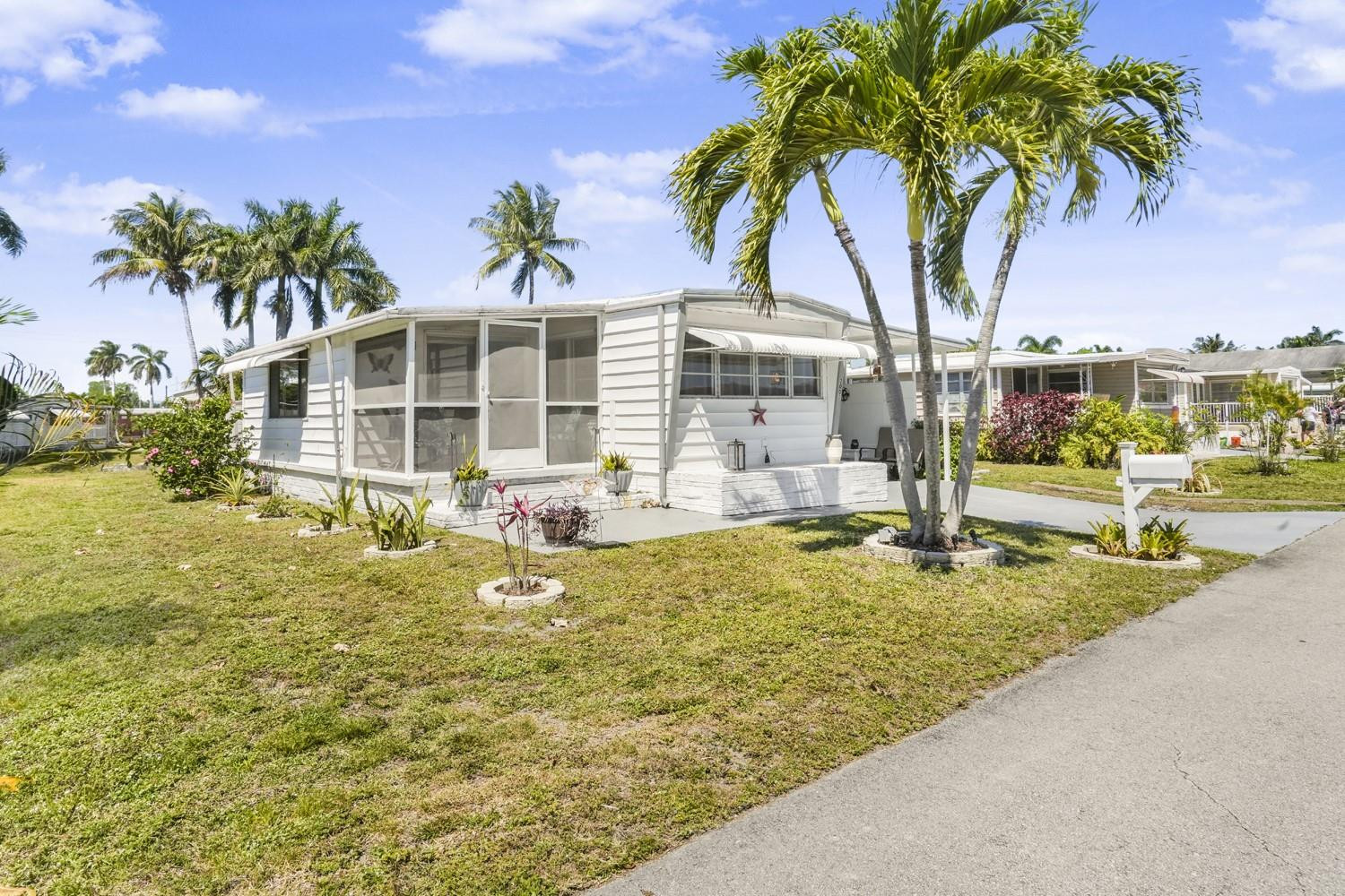 2001 SW 84th Ave
