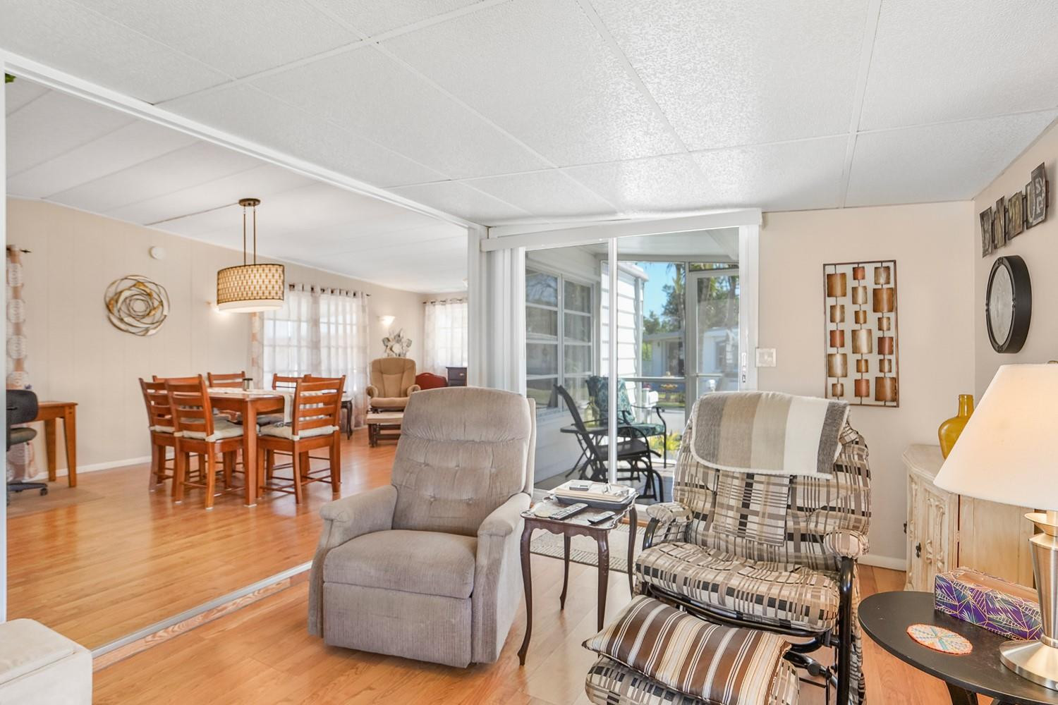 2001 SW 84th Ave