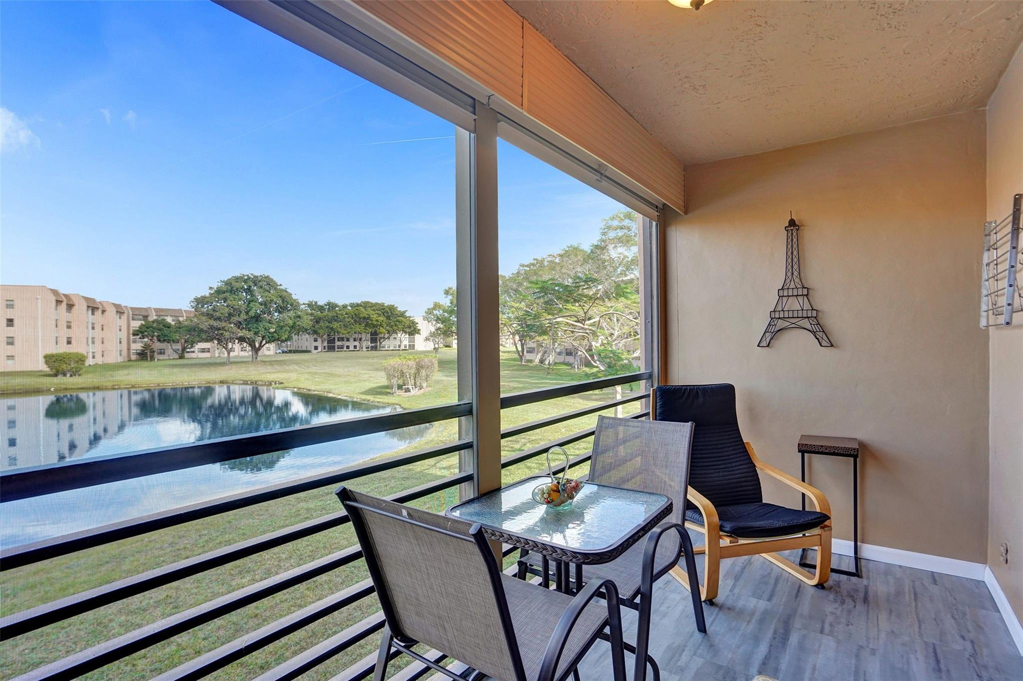 10467 Sunrise Lakes Blvd 210