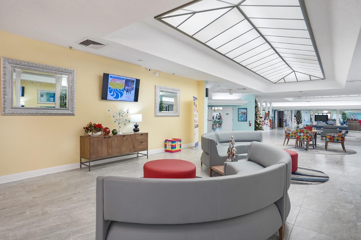 10467 Sunrise Lakes Blvd 210